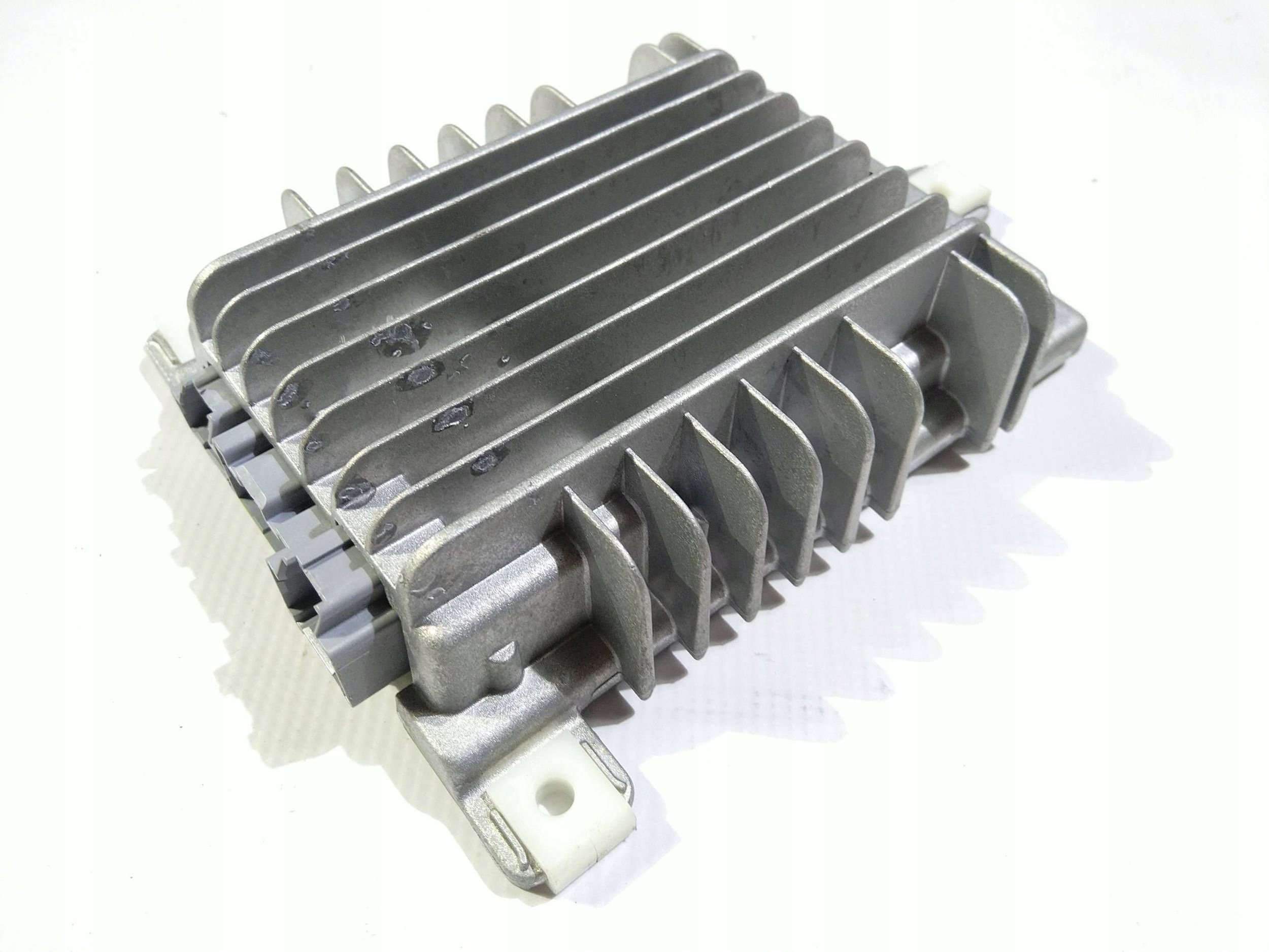 amplifier module audio BOSE Maserati GranTurismo 2008