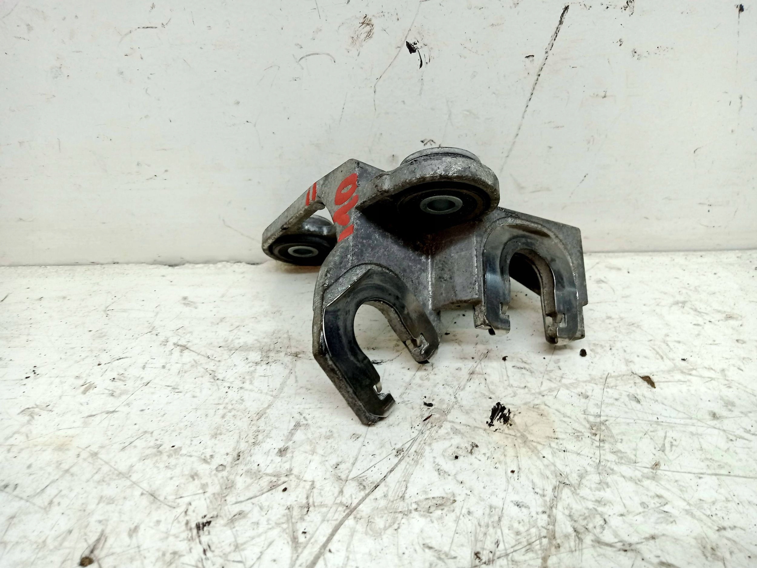 HYUNDAI I10 II 1,0 1.2 Support plaque LINEK Engrenage 2013