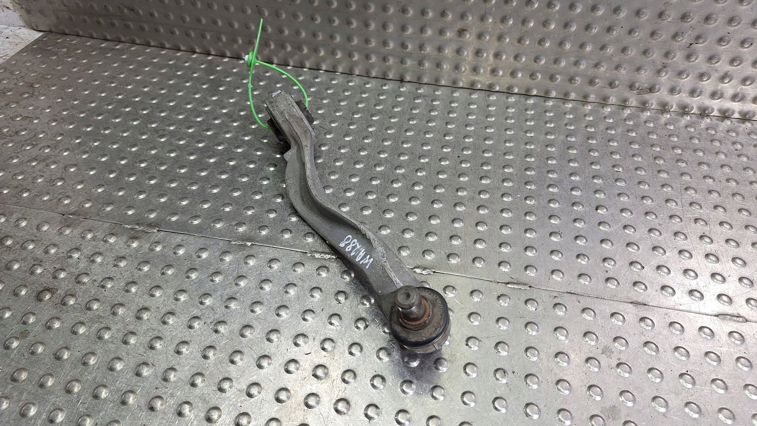arm left front upper OE 4D0407511F AUDI A4 B6 A6 C5 PASSAT B5 SUPERB and
