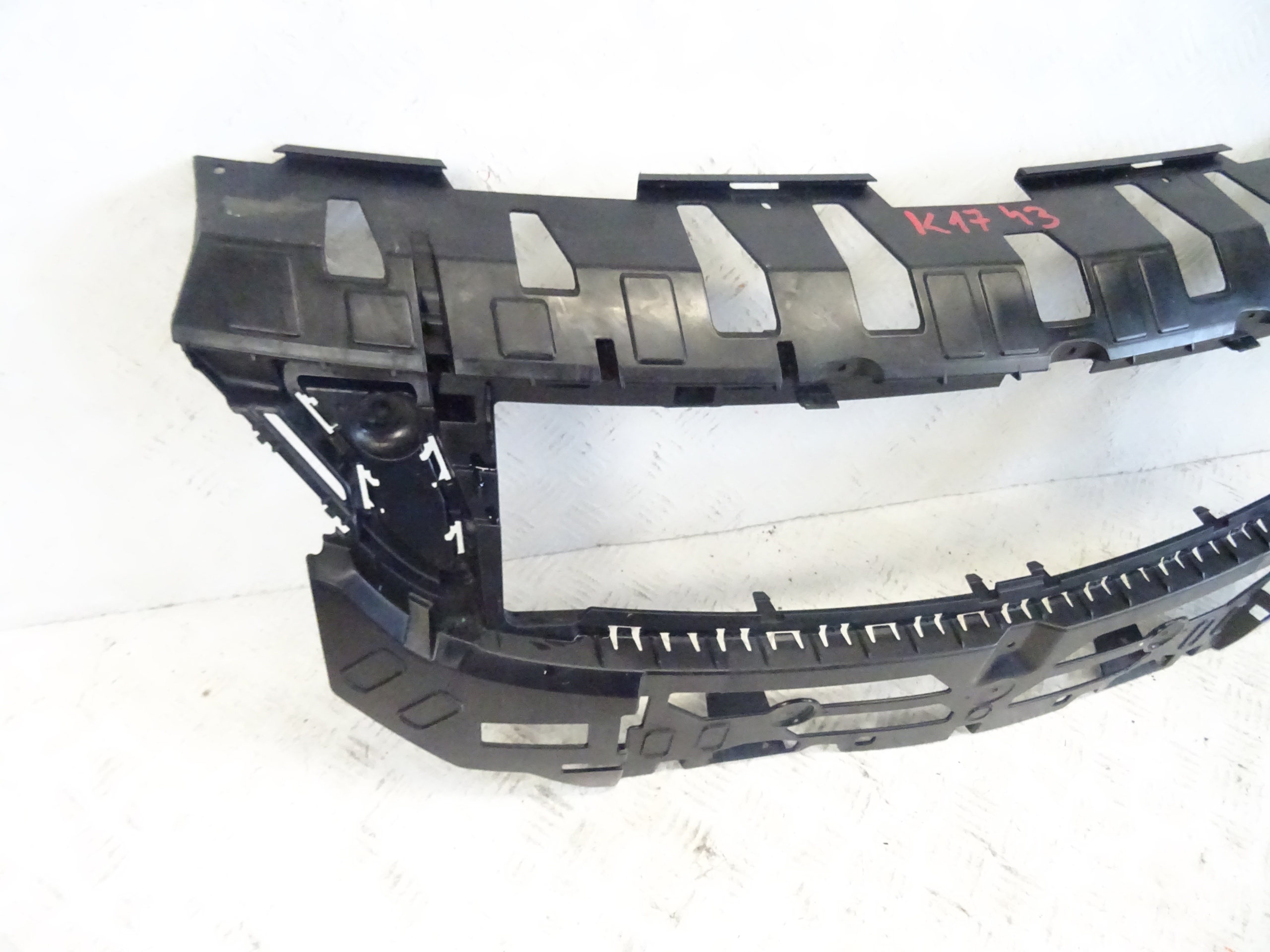 Grille Support OPEL ASTRA K V LIFT 39130502