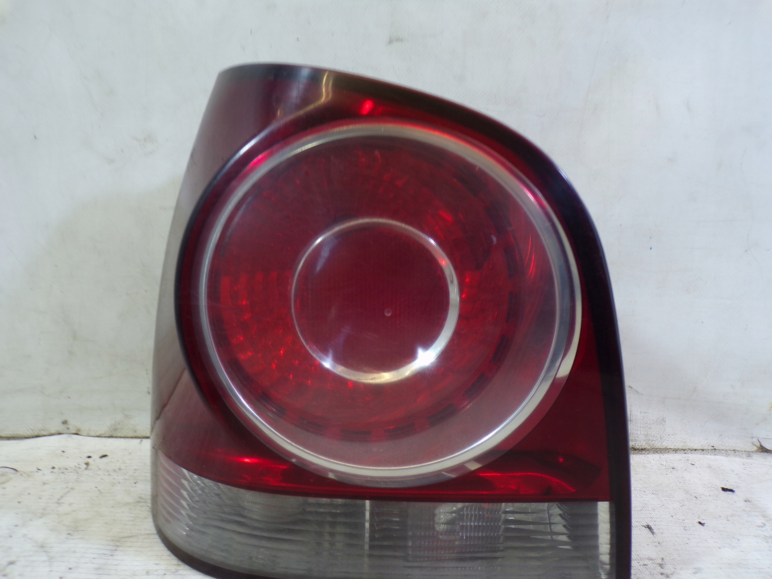 light rear rear part left VOLKSWAGEN POLO 9N LIFT (1)