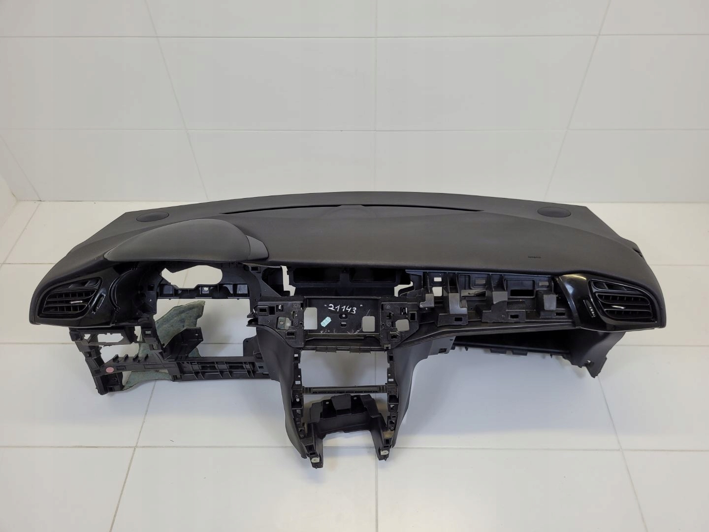 dashboard instrument panel console Citroen DS3 2019 9684151577