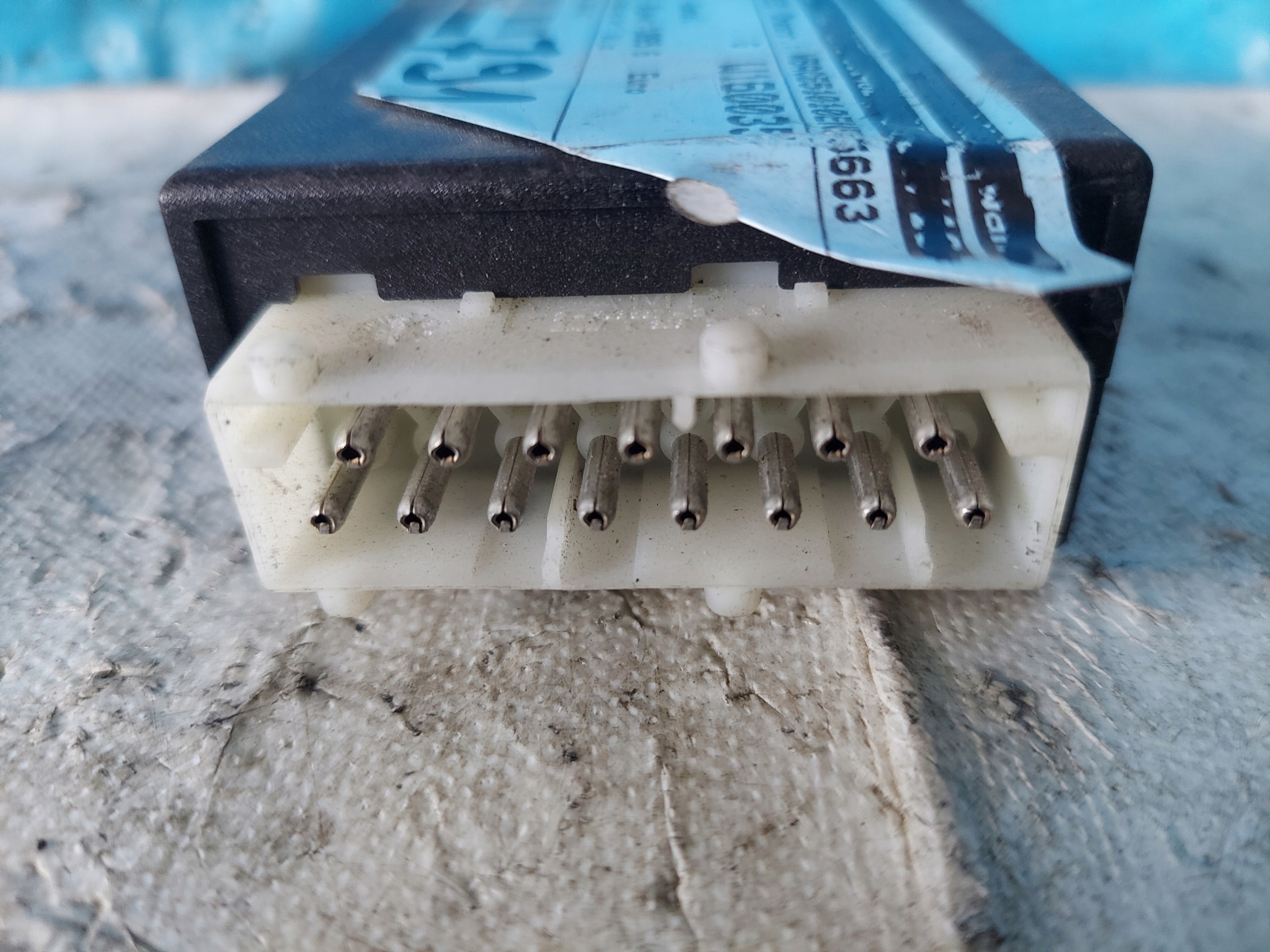 BMW E36 61358353099 modulo Centralina