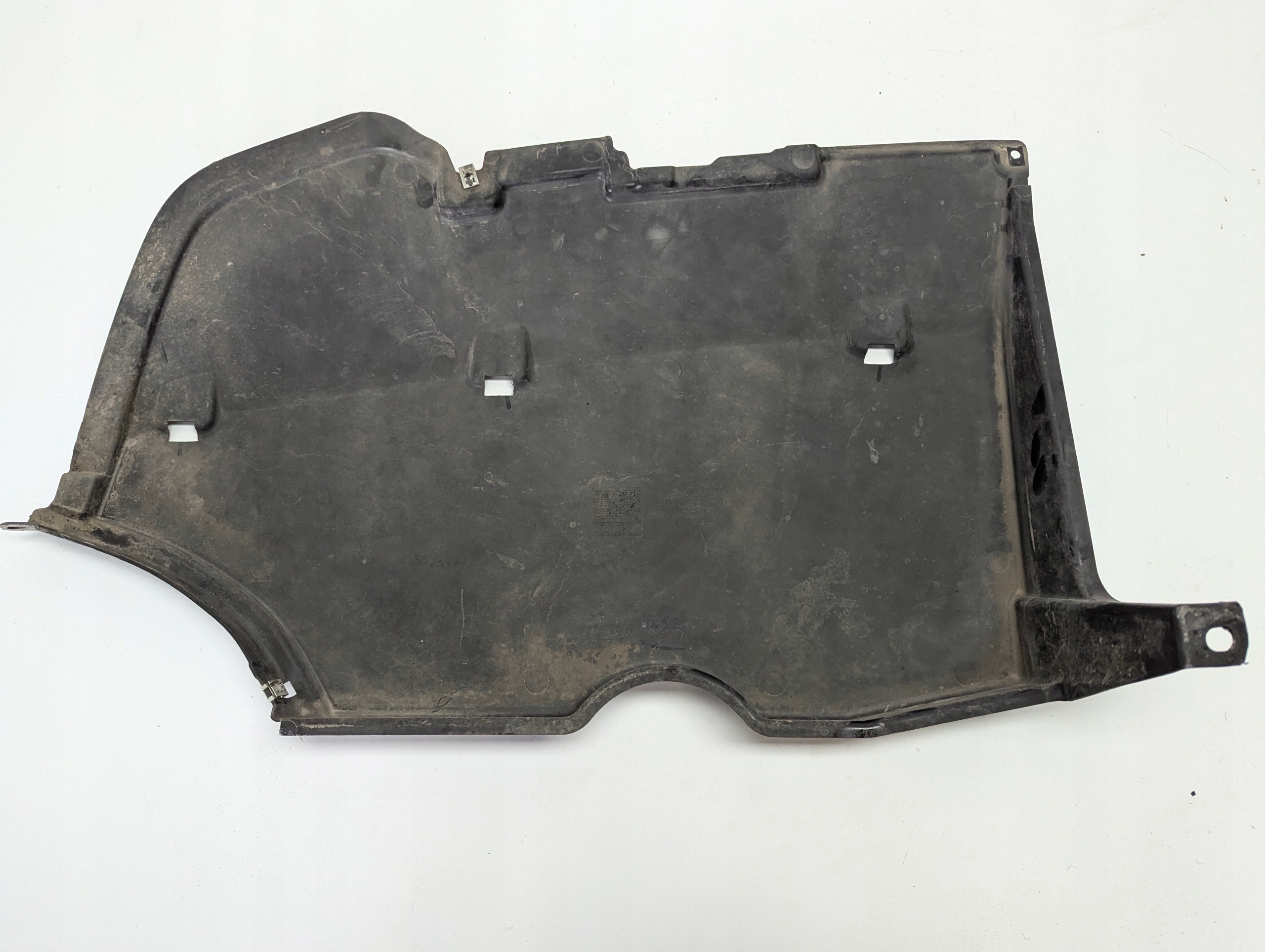 PŁYTA OSŁONA PODWOZIA AUDI Q5 II SPORTBACK 80A825219A Numer katalogowy części 80A825219A