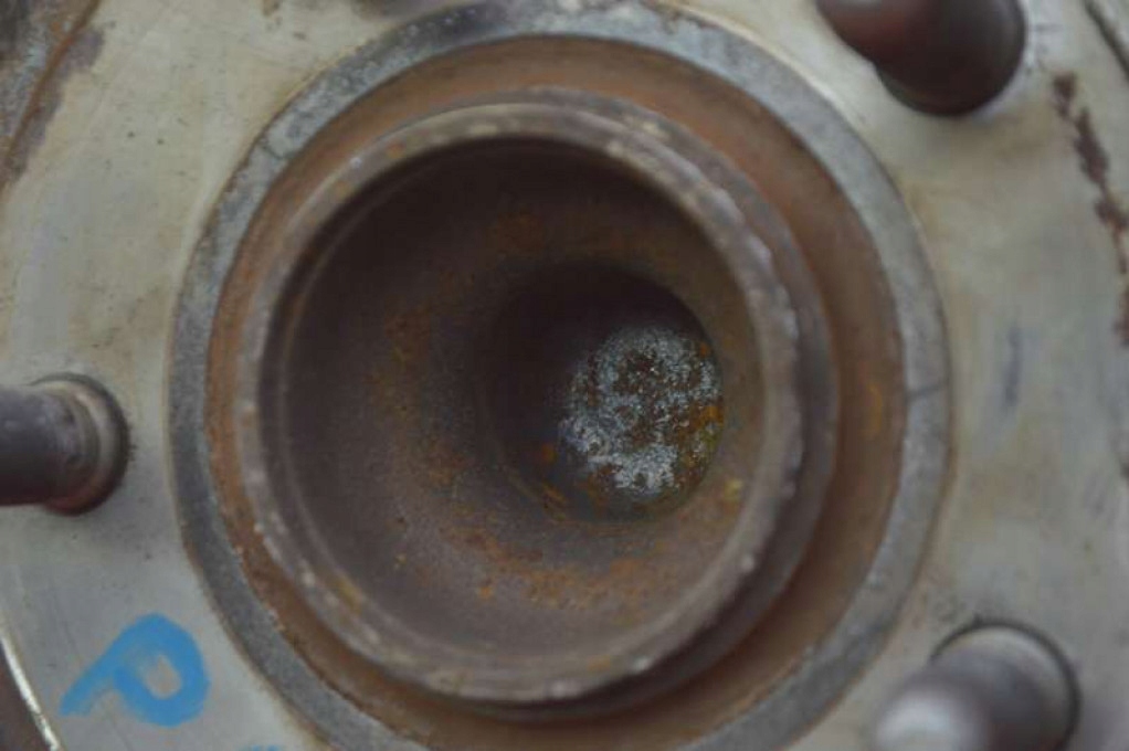 поворотный кулак, цапфа правая перед 6007018-00-C tesla MODEL S 306 ЛС 12-20