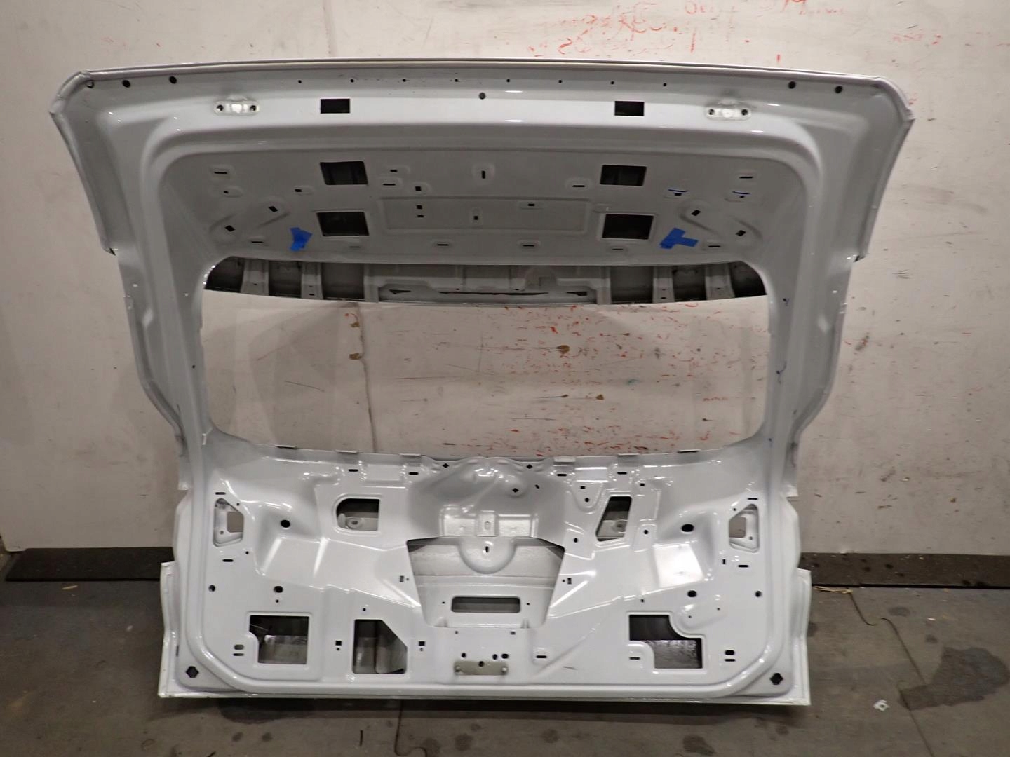 heckklappe kofferraumdeckel VW ID4 2020