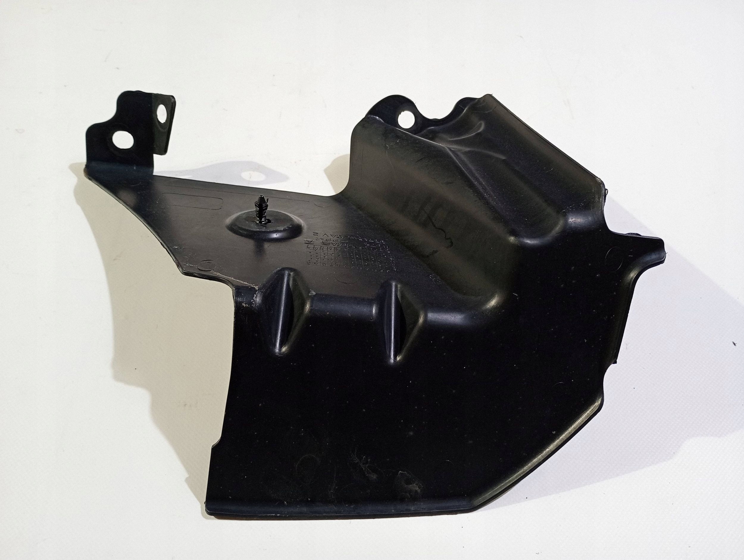 air duct air line intake mudguard left Dodge RAM 1500 2009-2018