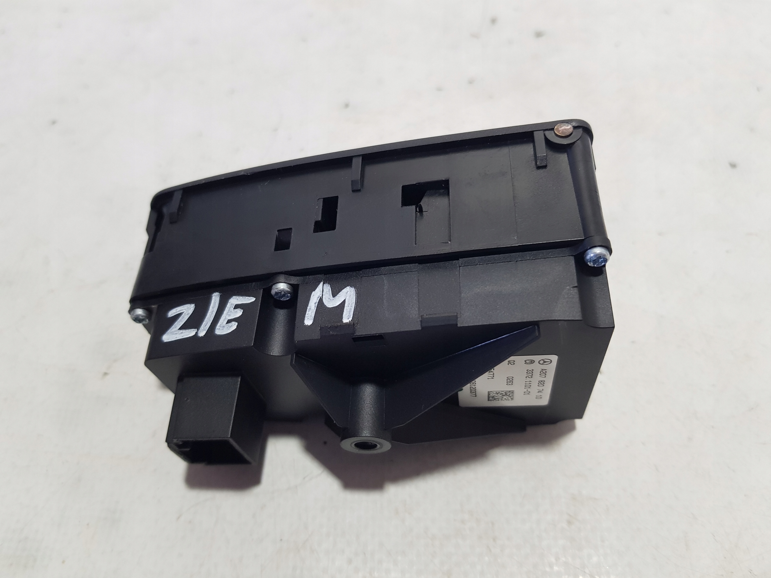 switch roofs MERCEDES W207 CABRIO A2078207410