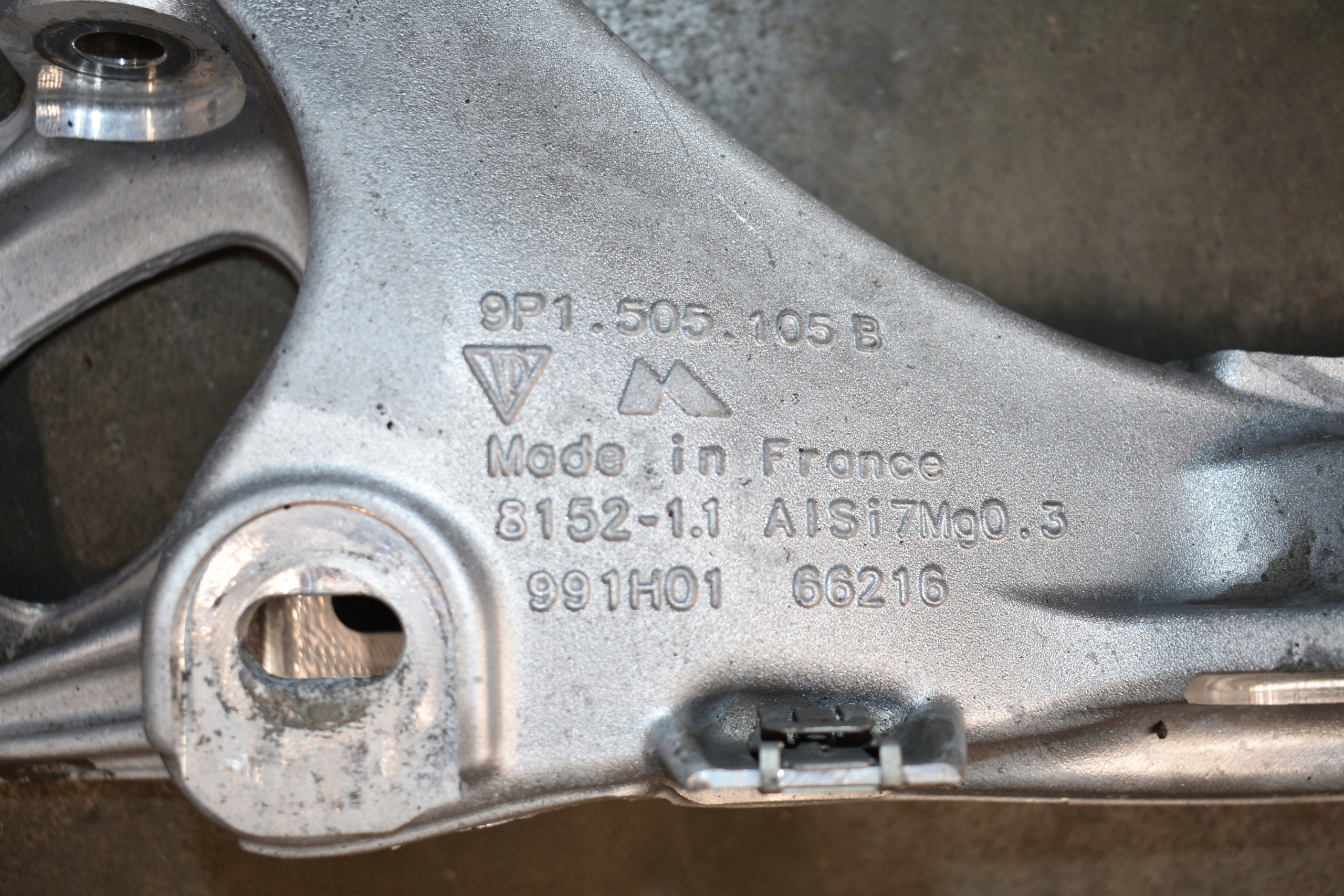 IDEALNY subframe springing rear part rear. PORSCHE 991 1