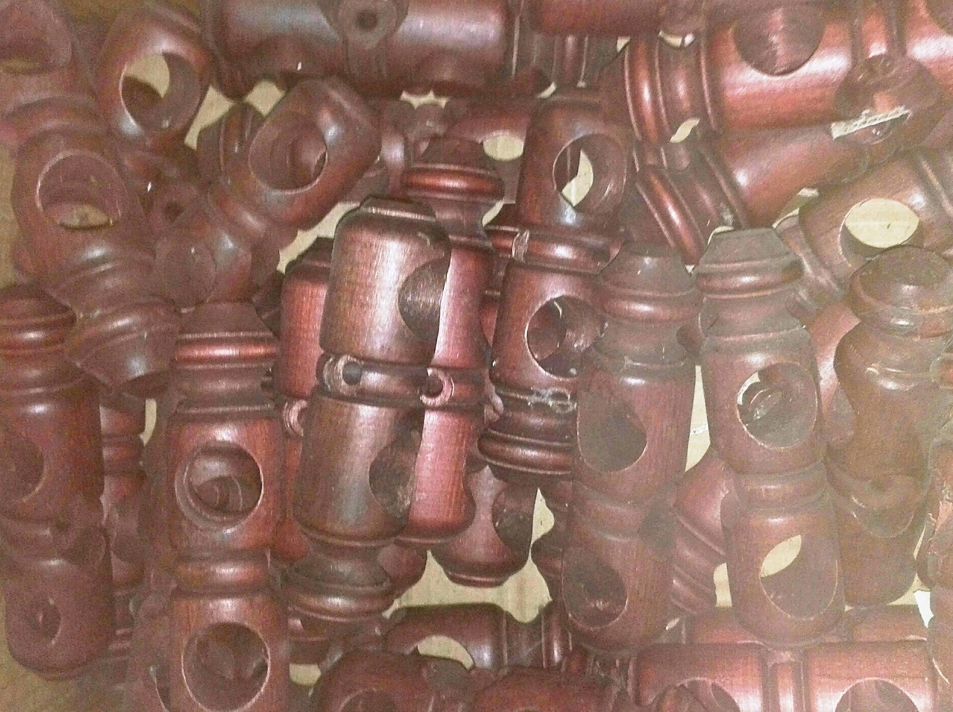 Wspornik drewniany do karniszy drewnianych 27mm Materiał wykonania drewno