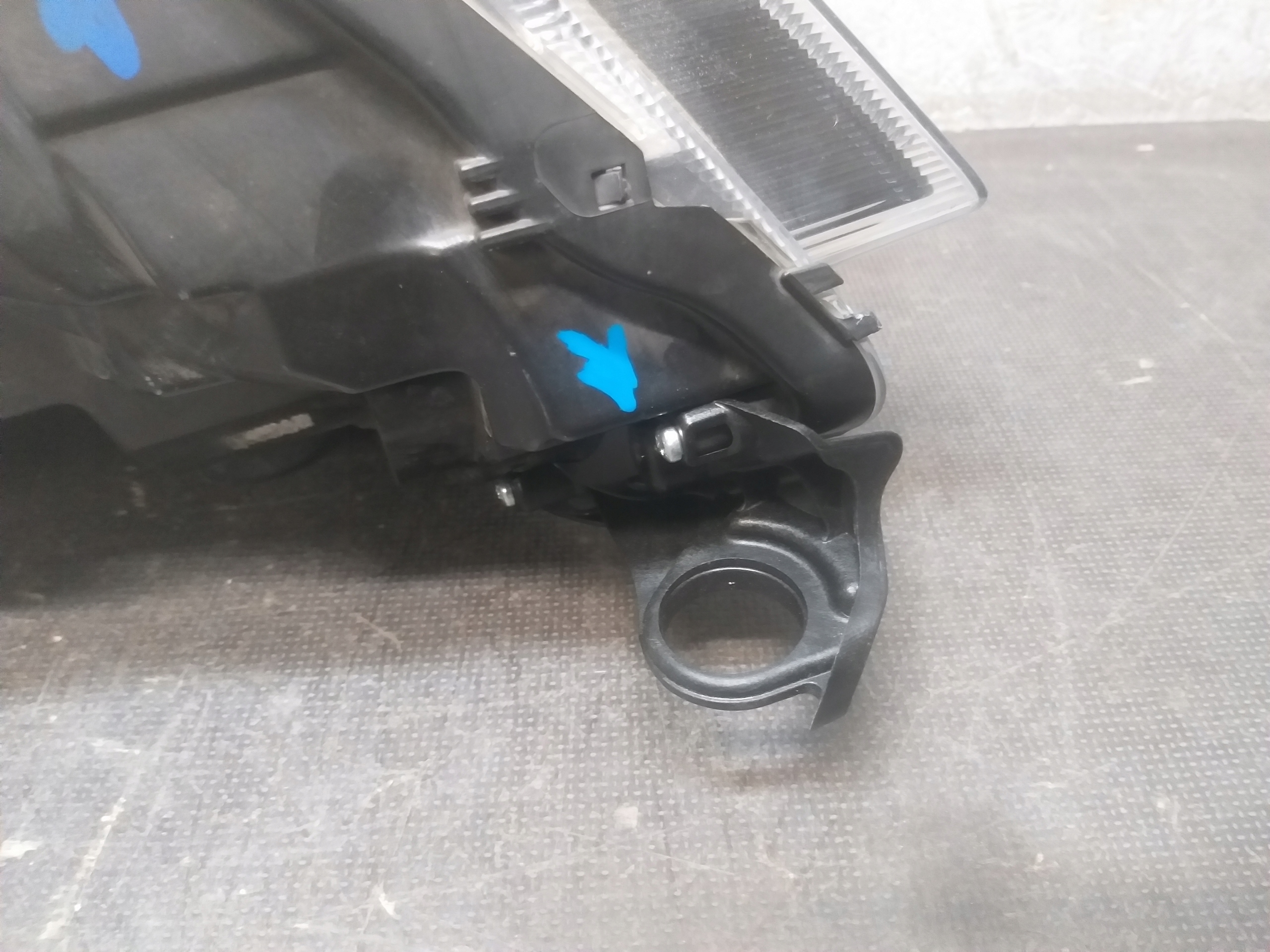 light front left SKODA FABIA III 3 6V1941015C