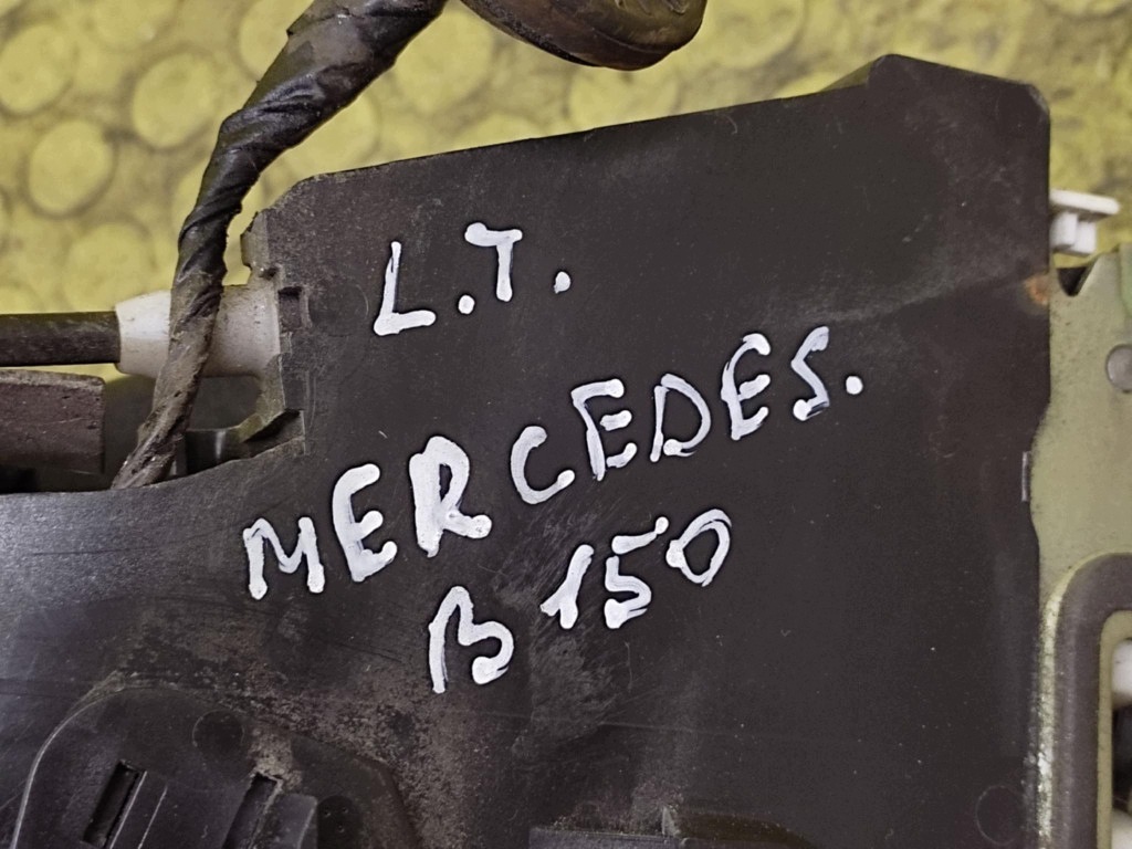 MERCEDES B class W245 lock door left rear part 1697302135