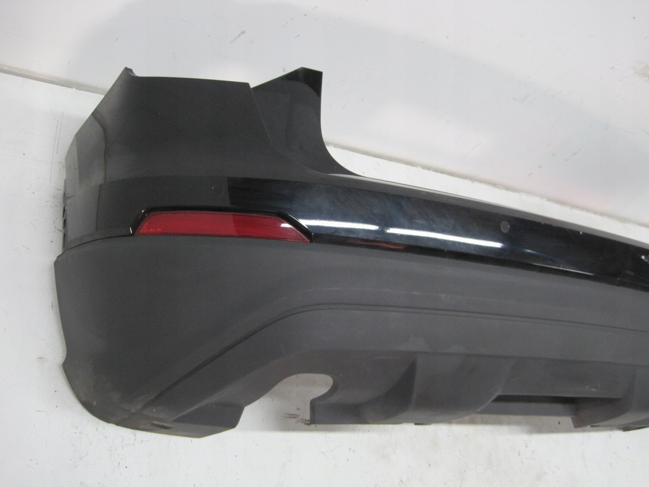 bumper rear Audi Q2 81A 4X PDC 16R below towing rear part