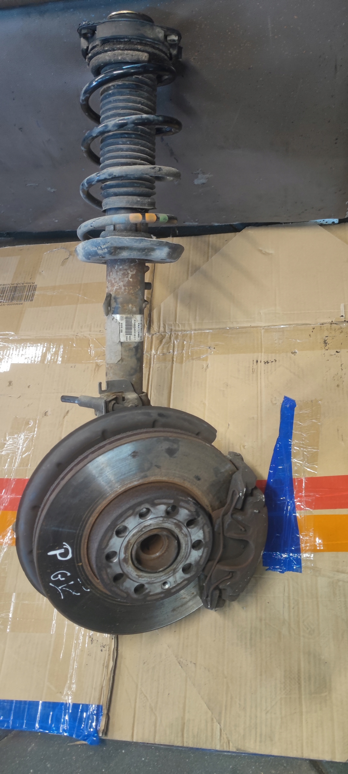 VW GOLF V 5 MCPERSON front right shock absorber + swing 1.4 TSI MANUAL