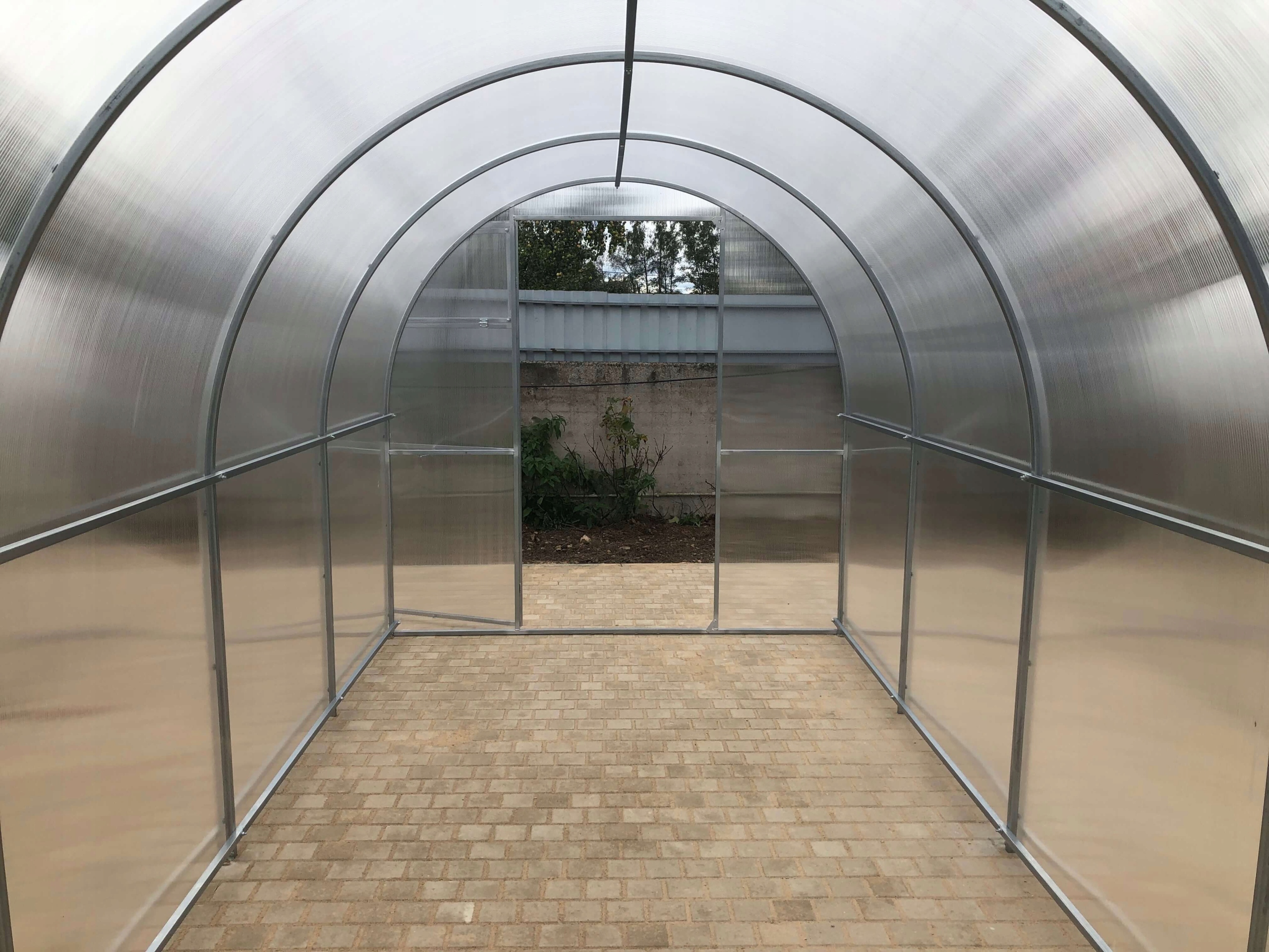 Długa Szklarnia Botanic Kompakt 2x10 z poliwęglanu Szerokość 2.04 m