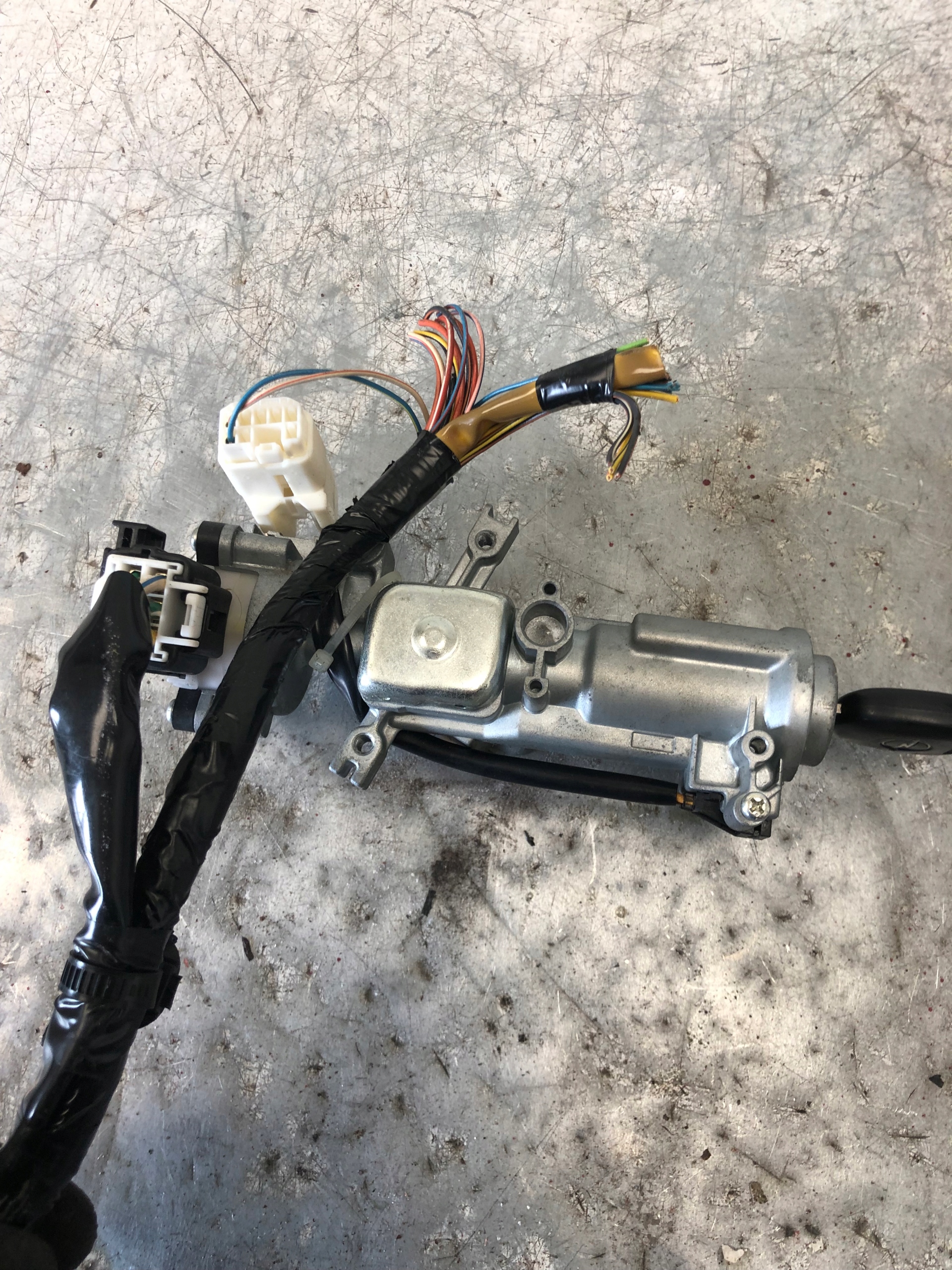 ignition + key OPEL AGILA B