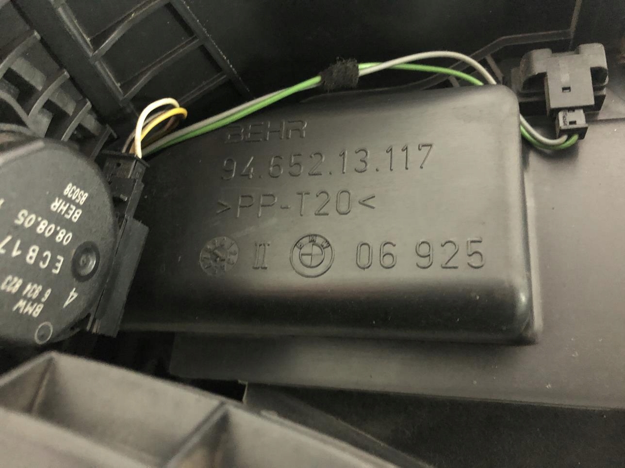радиатор отопителя 6980081 BMW X3 E83 2.0d