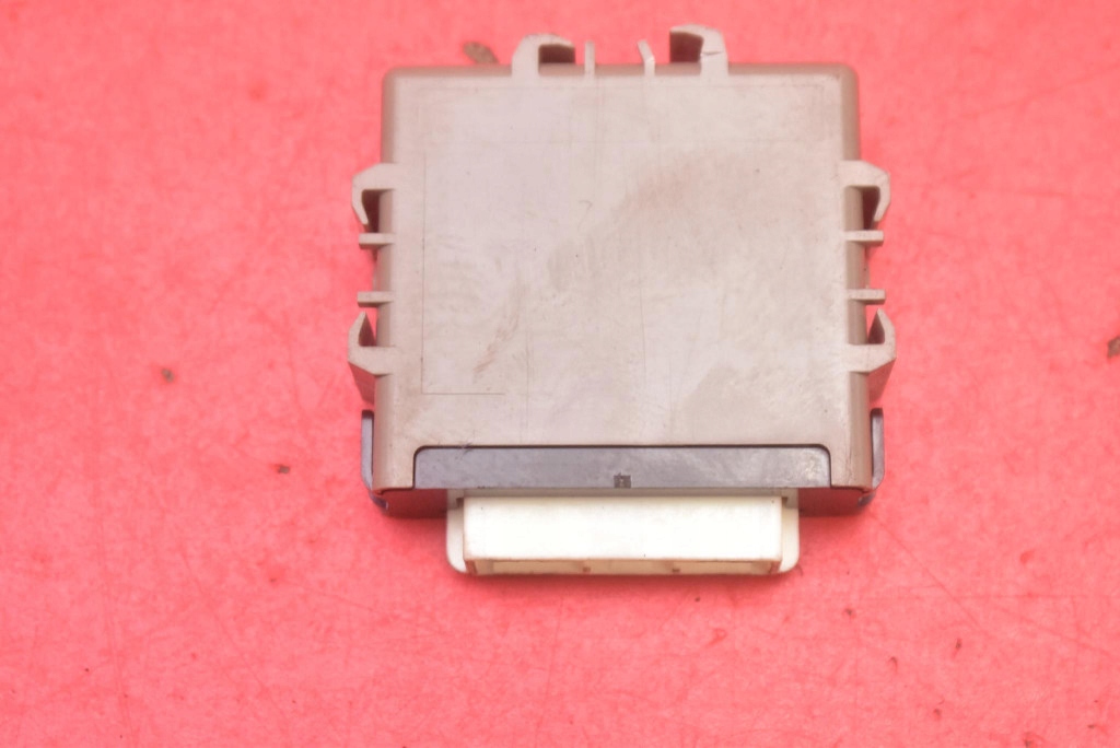 Centralina modulo luci 89960-64070 TOYOTA VERSO 09-18