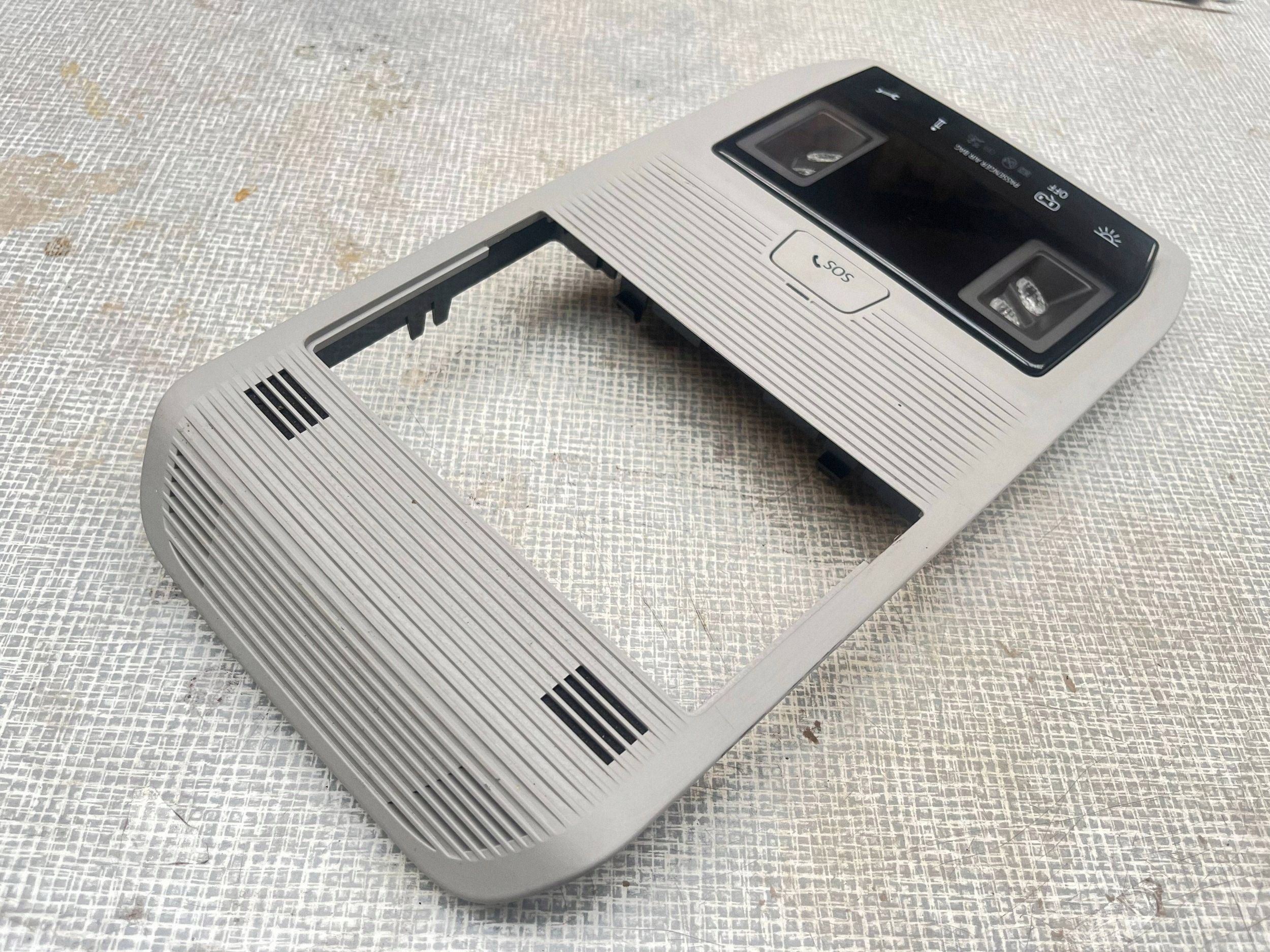 FANALE CIELO INTERNO SKODA OCTAVIA MK4 5E3959569A Originale!!