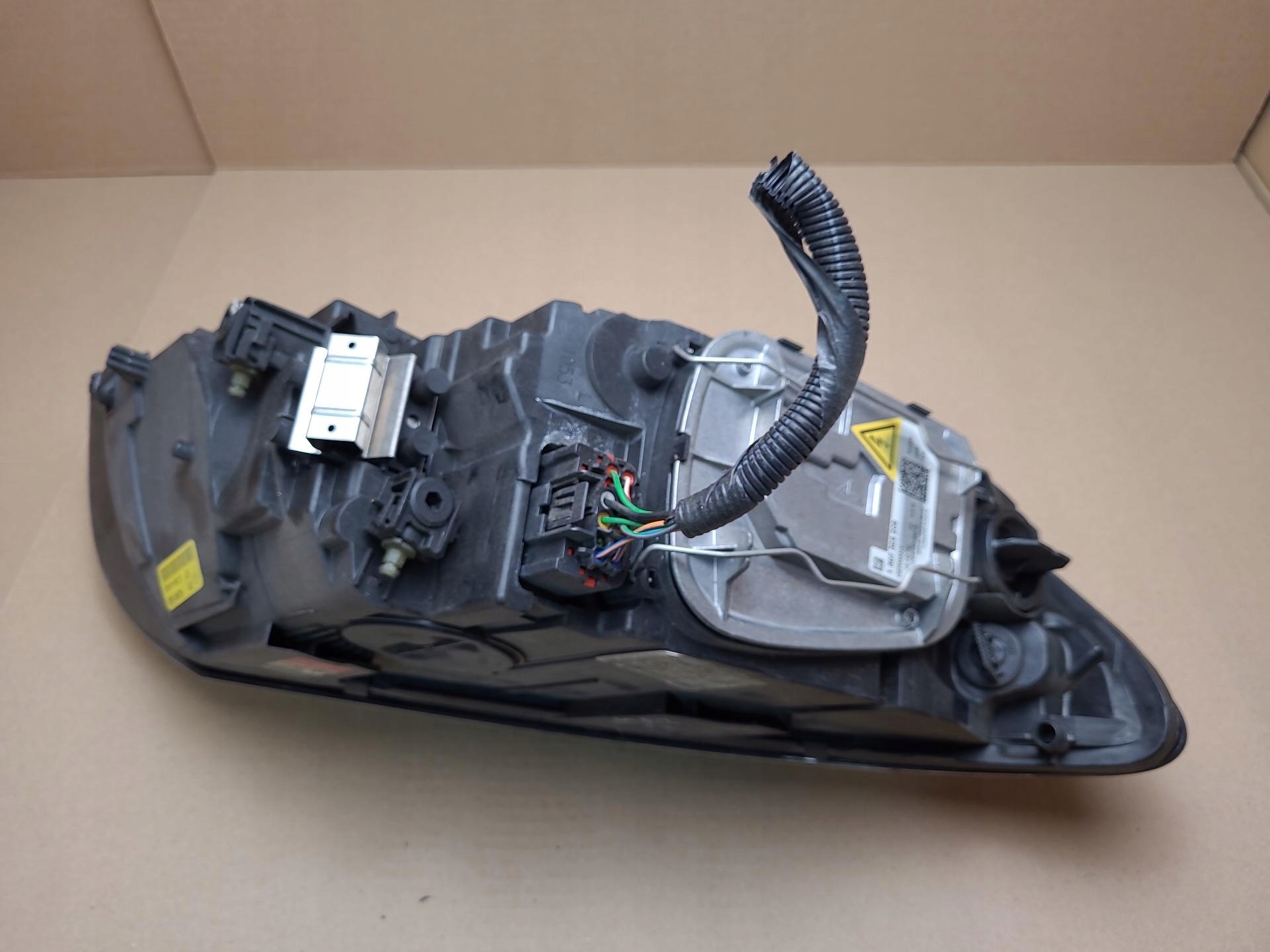 light front left side Volvo V50 facelift 2010 31265704