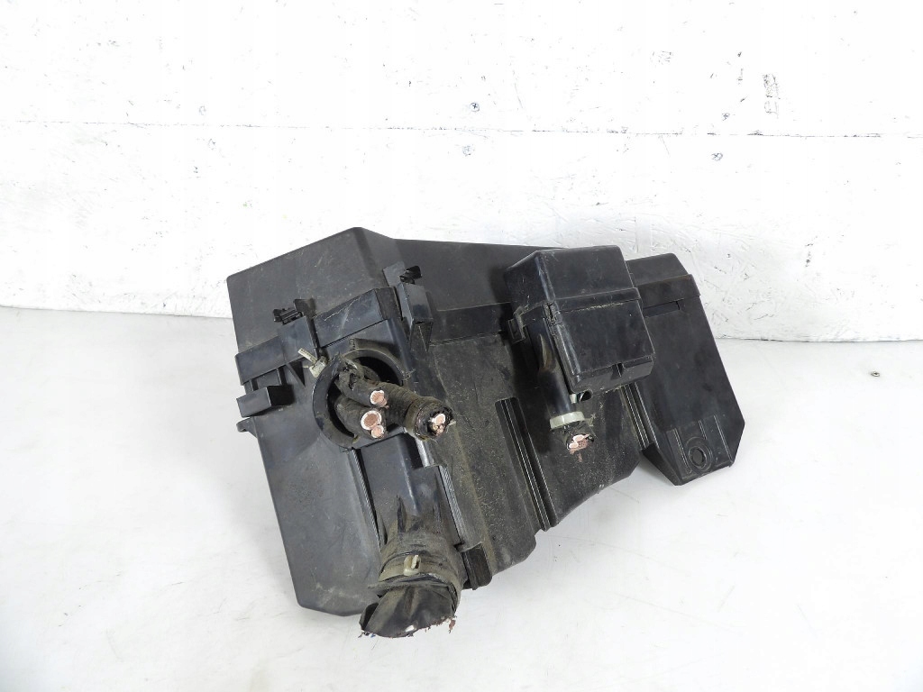 SUBARU LEGACY V 2.0D Module fusibles MB702800B
