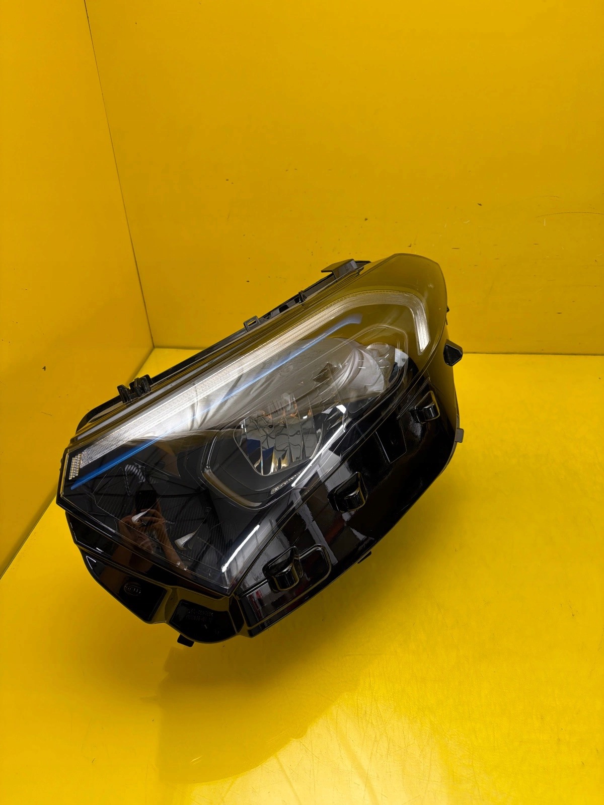 light left Mercedes EQA EQB W243 Full Led Performance A2439068900