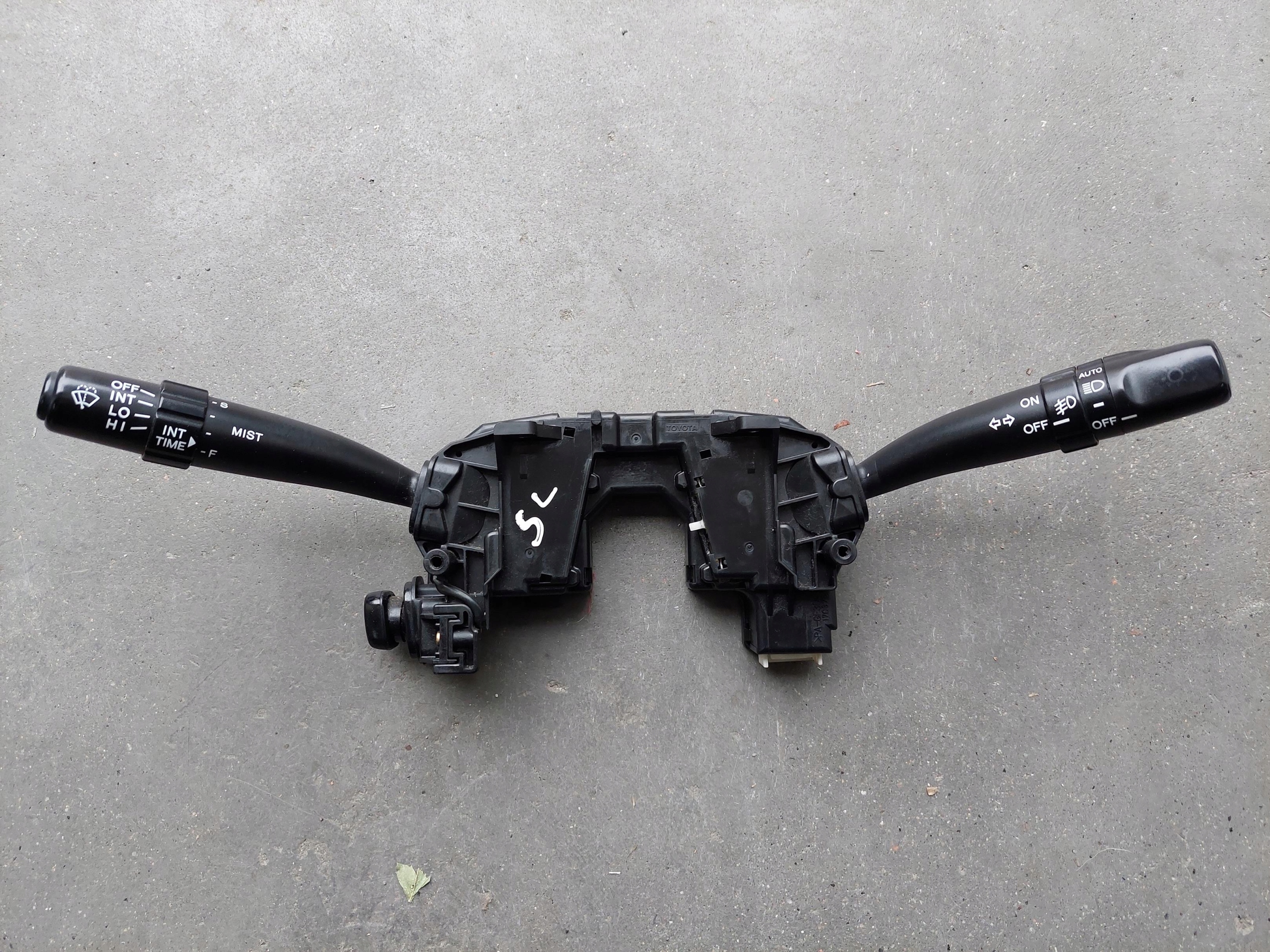 control 84310-24730 LEXUS SC II SC430