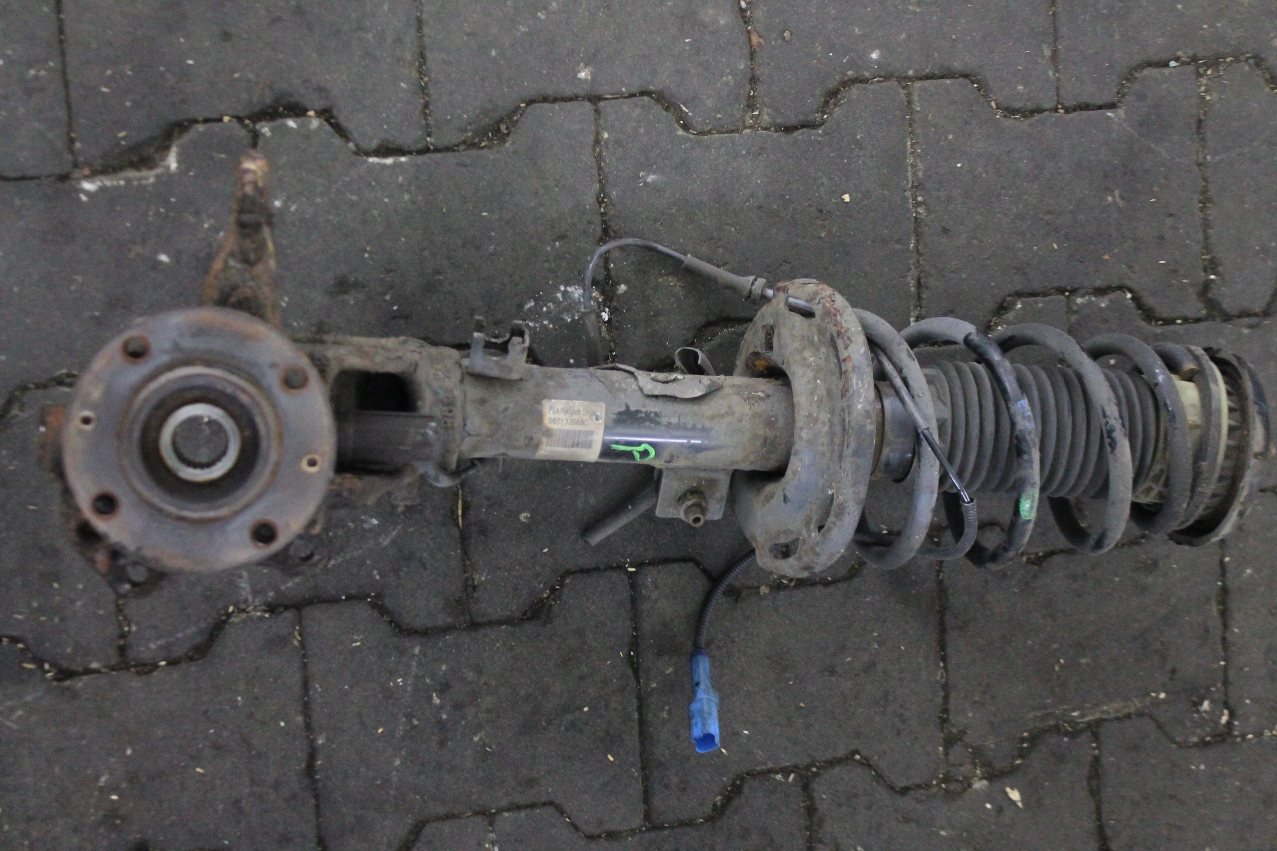 MCPHERSON КРОСОВЕР ПРАВИЙ ПЕРЕДНІЙ DS3 1.6 THP 10-