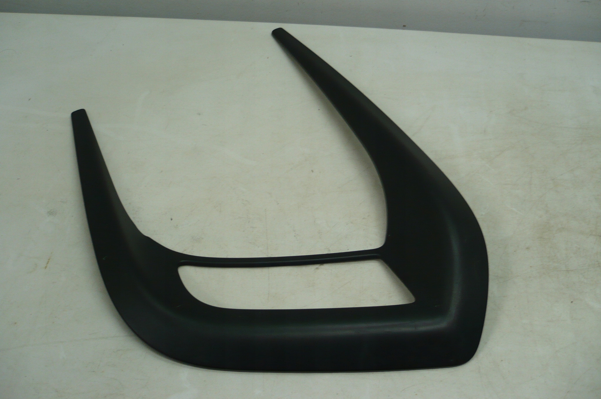 SUZUKI VITARA II LIFT 2015- grid frame OZDOBNA of a bumper left front
