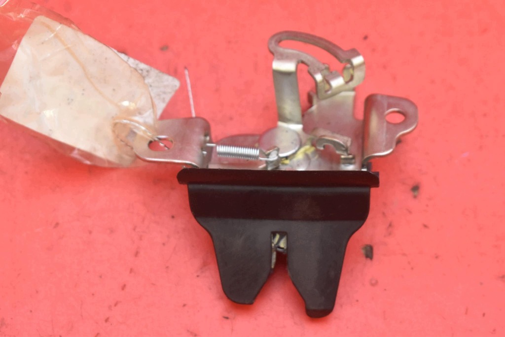 lock bonnet rear part boot SUZUKI SX4 1 and sedan 06-14