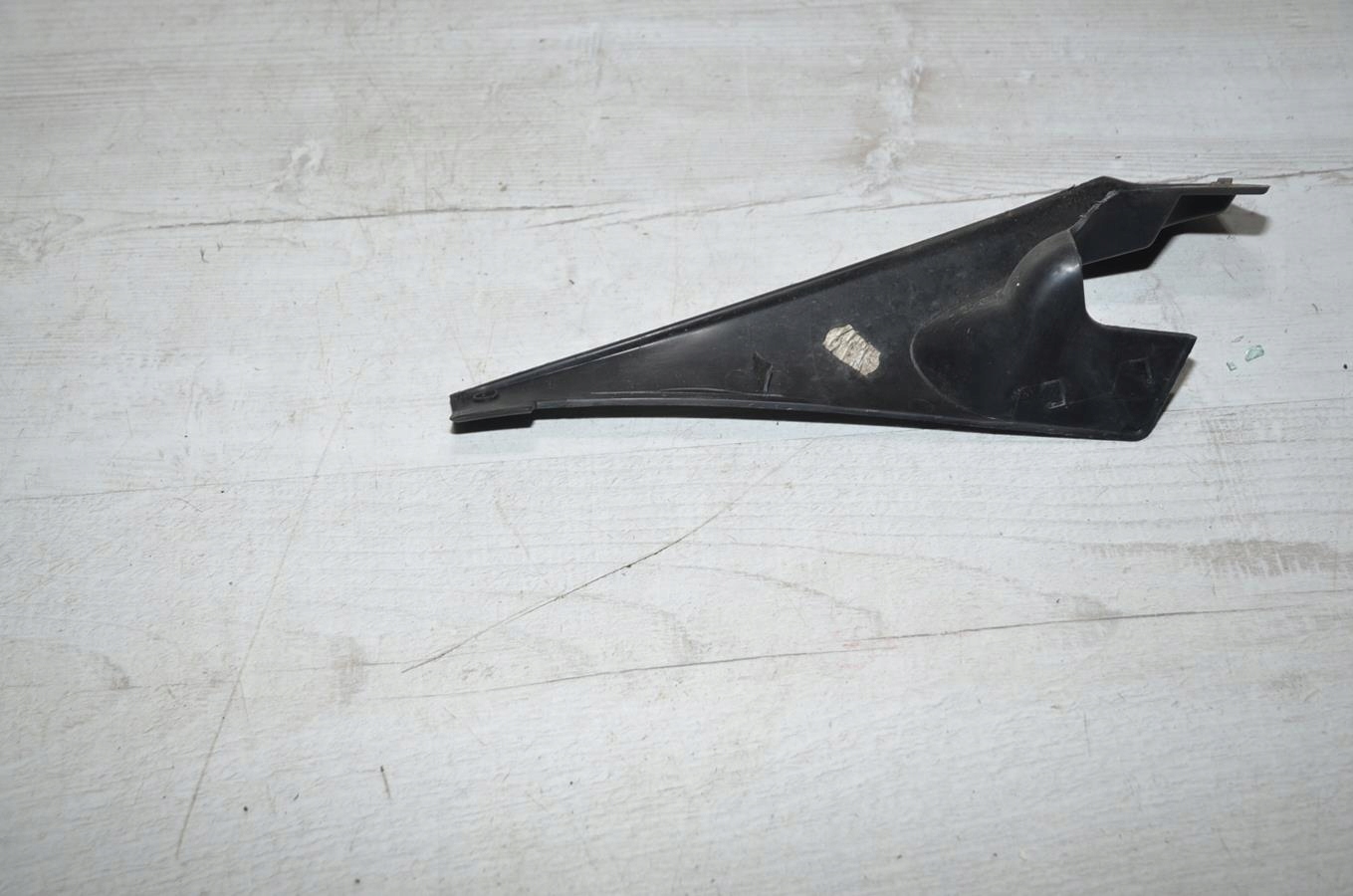 spoiler under the window left Dacia LODGY