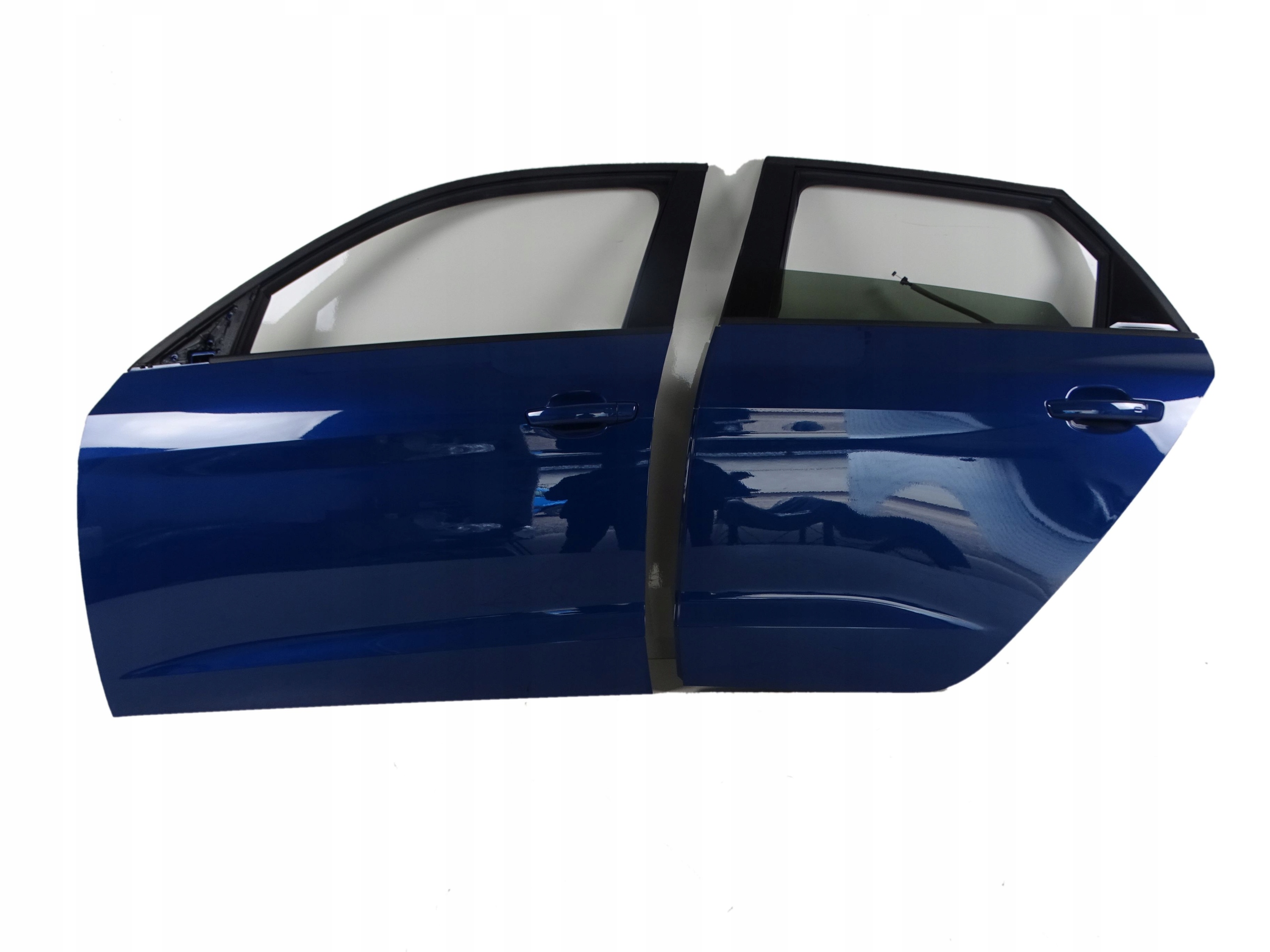 AUDI A1 82A DRZWI LEWE PRZEDNIE TYLNE KOLOR LX5F