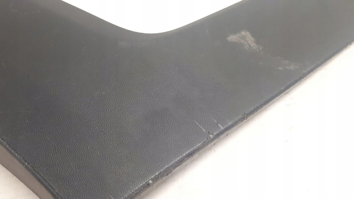 HYUNDAI TUCSON 2015 LISTWA DRZWI PRAWA TYŁ Numer katalogowy części HYUNDAI TUCSON 2015 LISTWA DRZWI PRAWA TYŁ