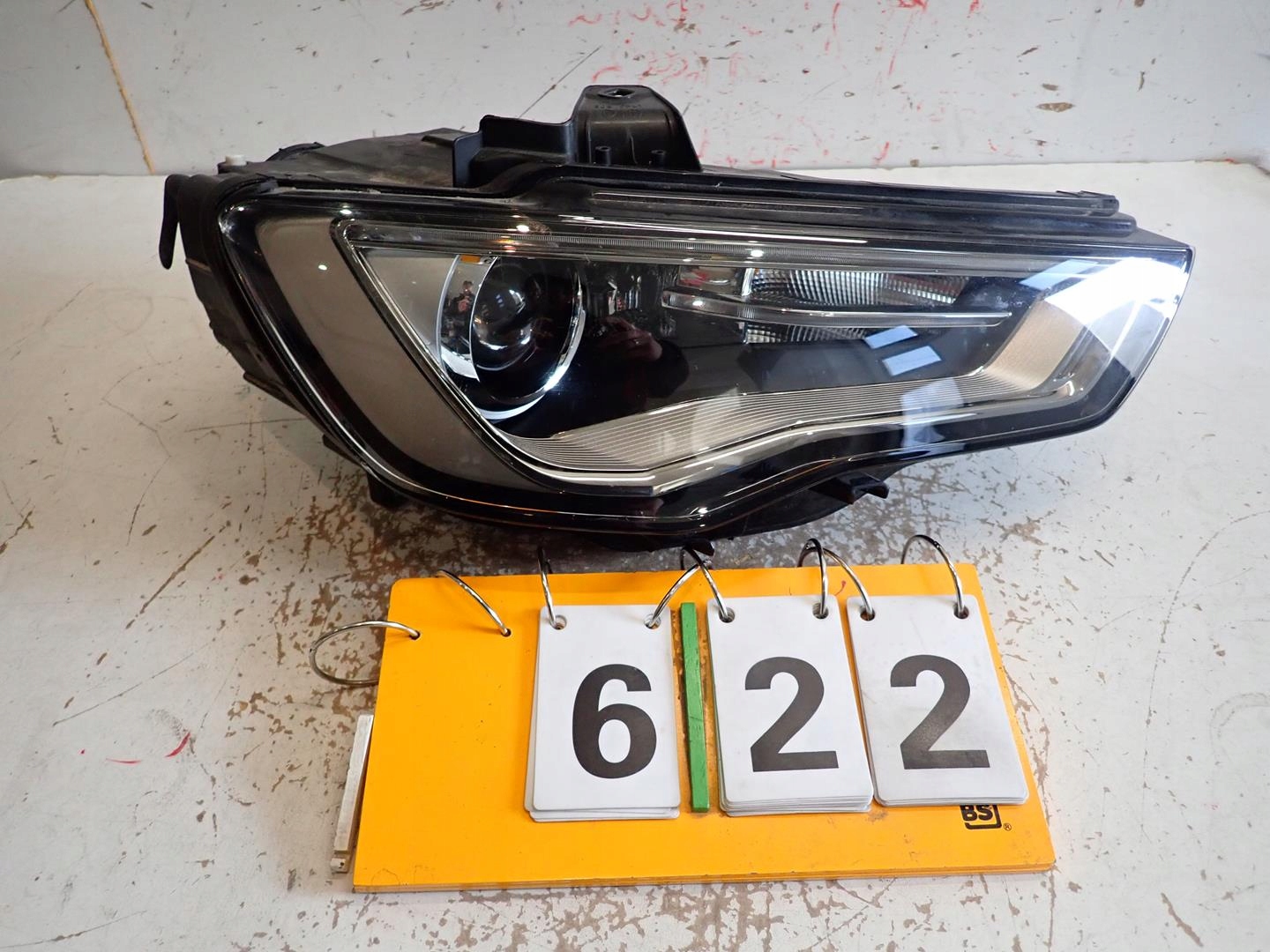 light front front right AUDI A3 2012- BI-XENON SKR 8V0941754C