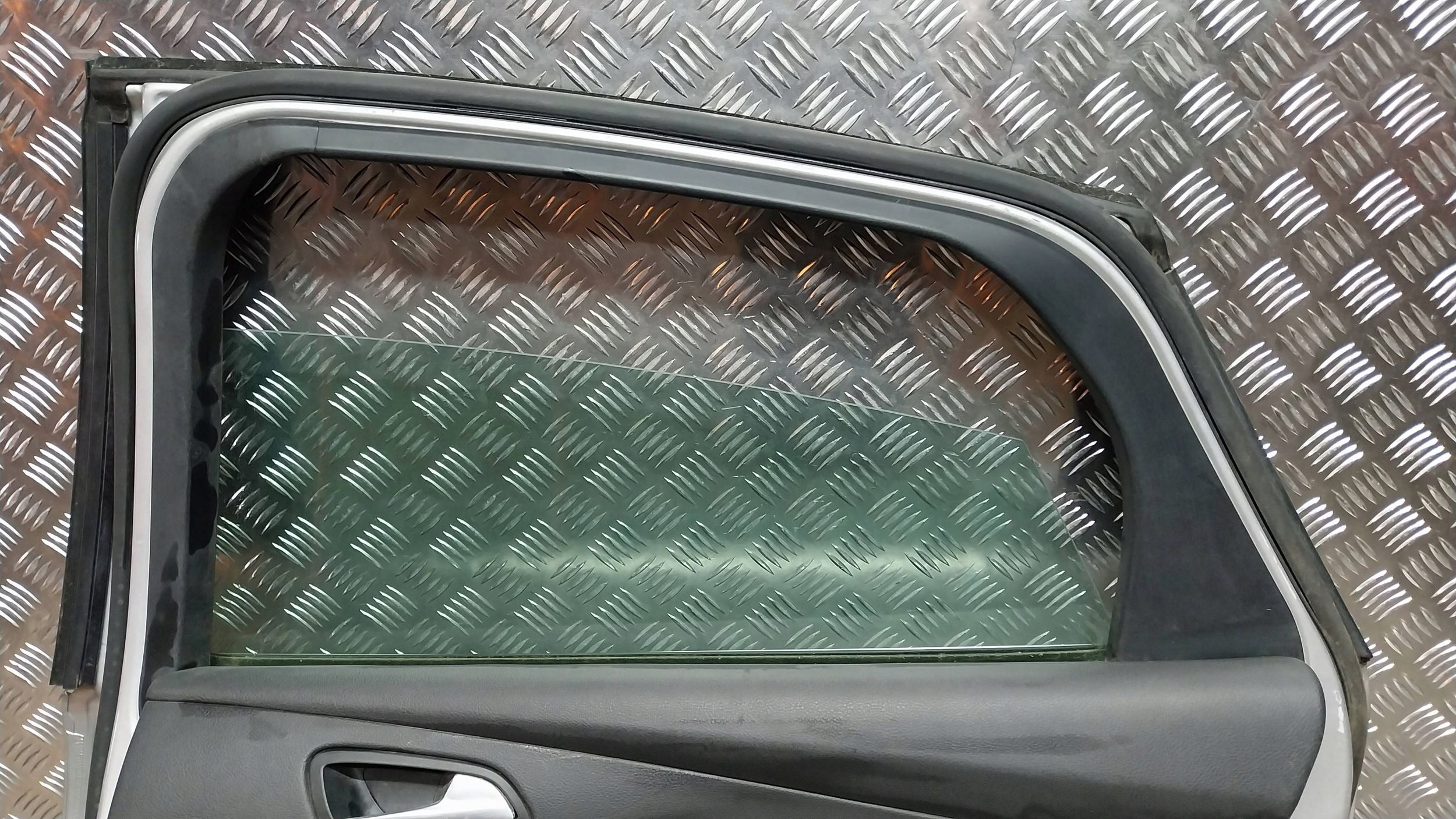 Tür heck rechts FORD FOCUS MK3 HATCHBACK 10