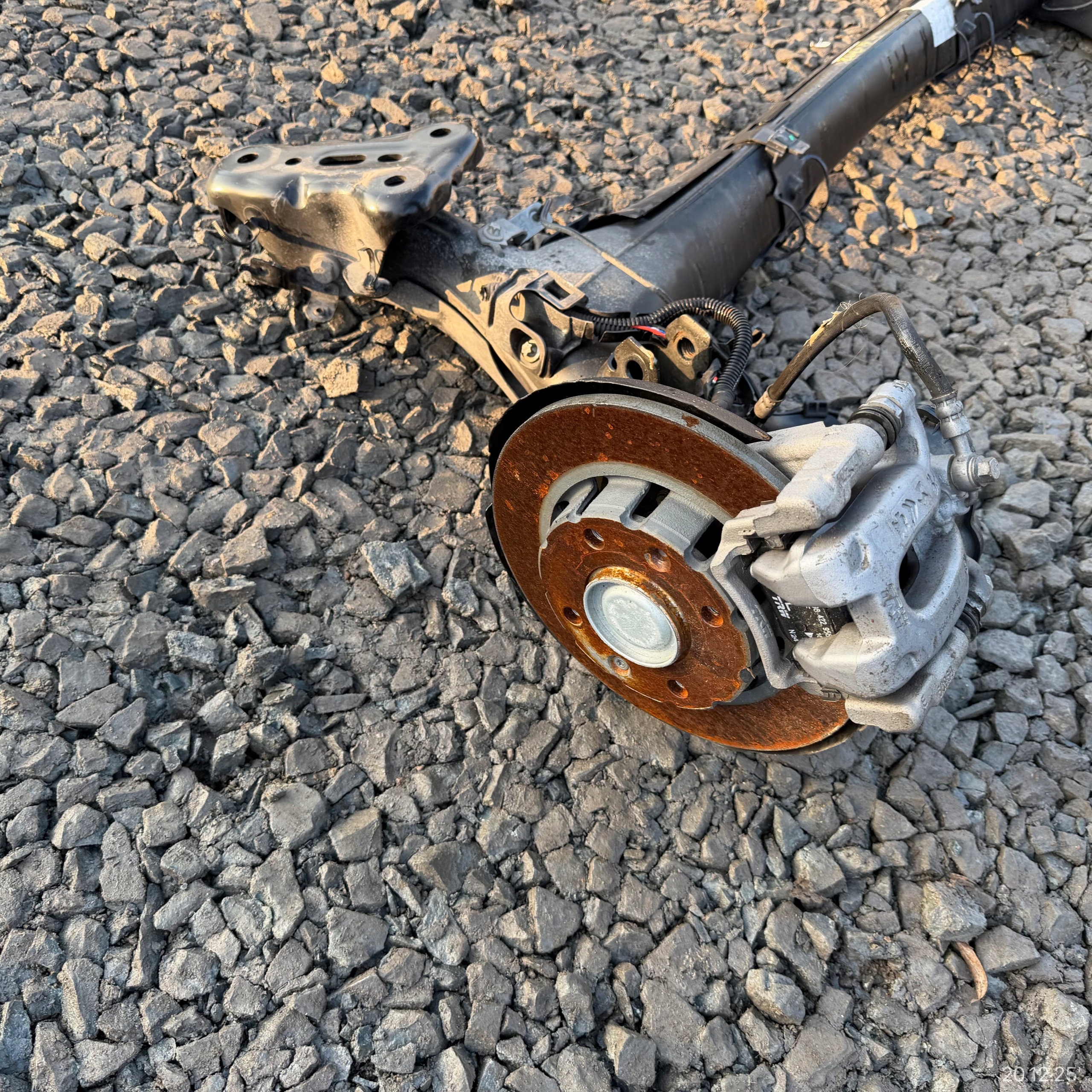 suspension beam axis rear complete PEUGEOT 2008 II discs