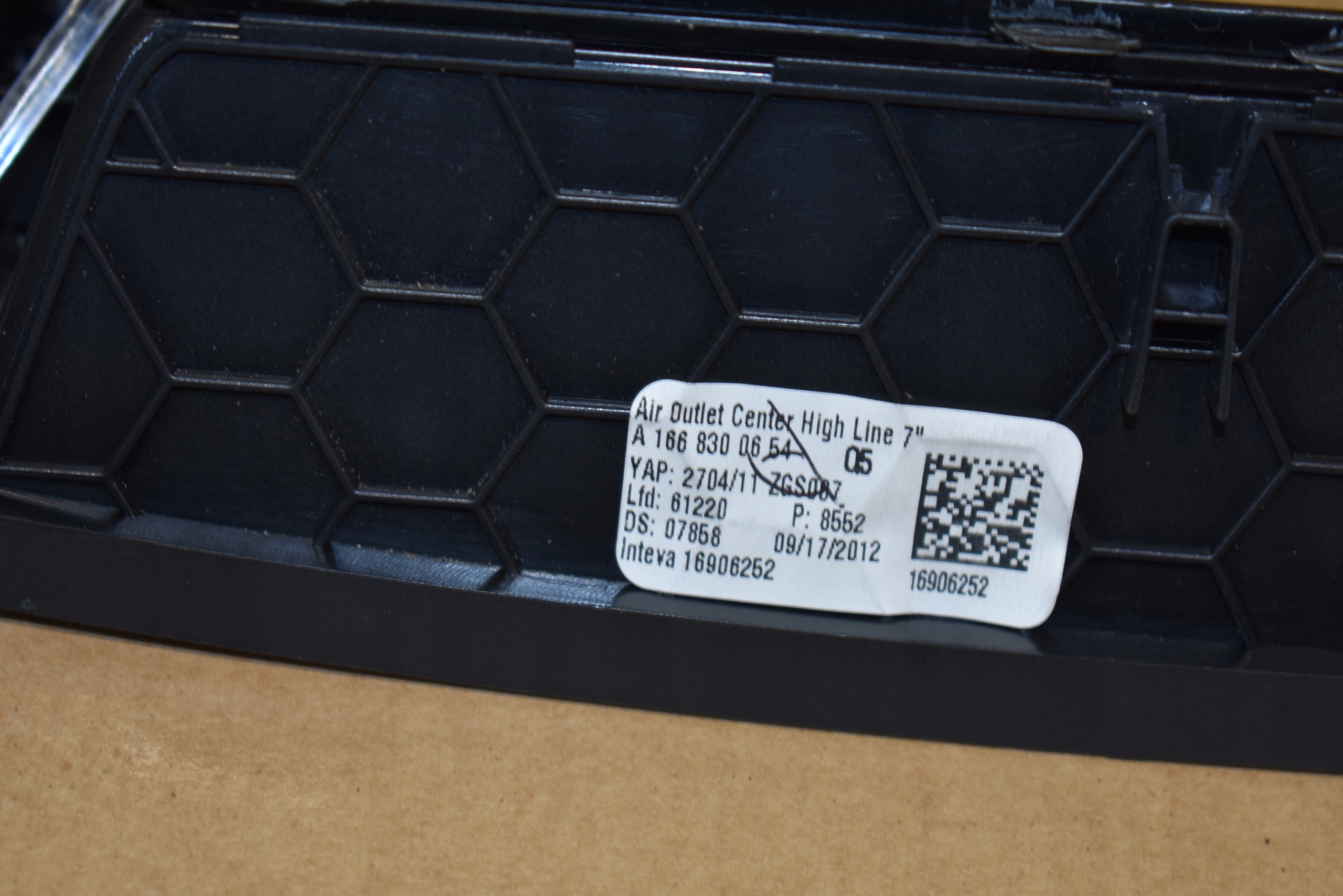 Grille Console MERCEDES W166 1