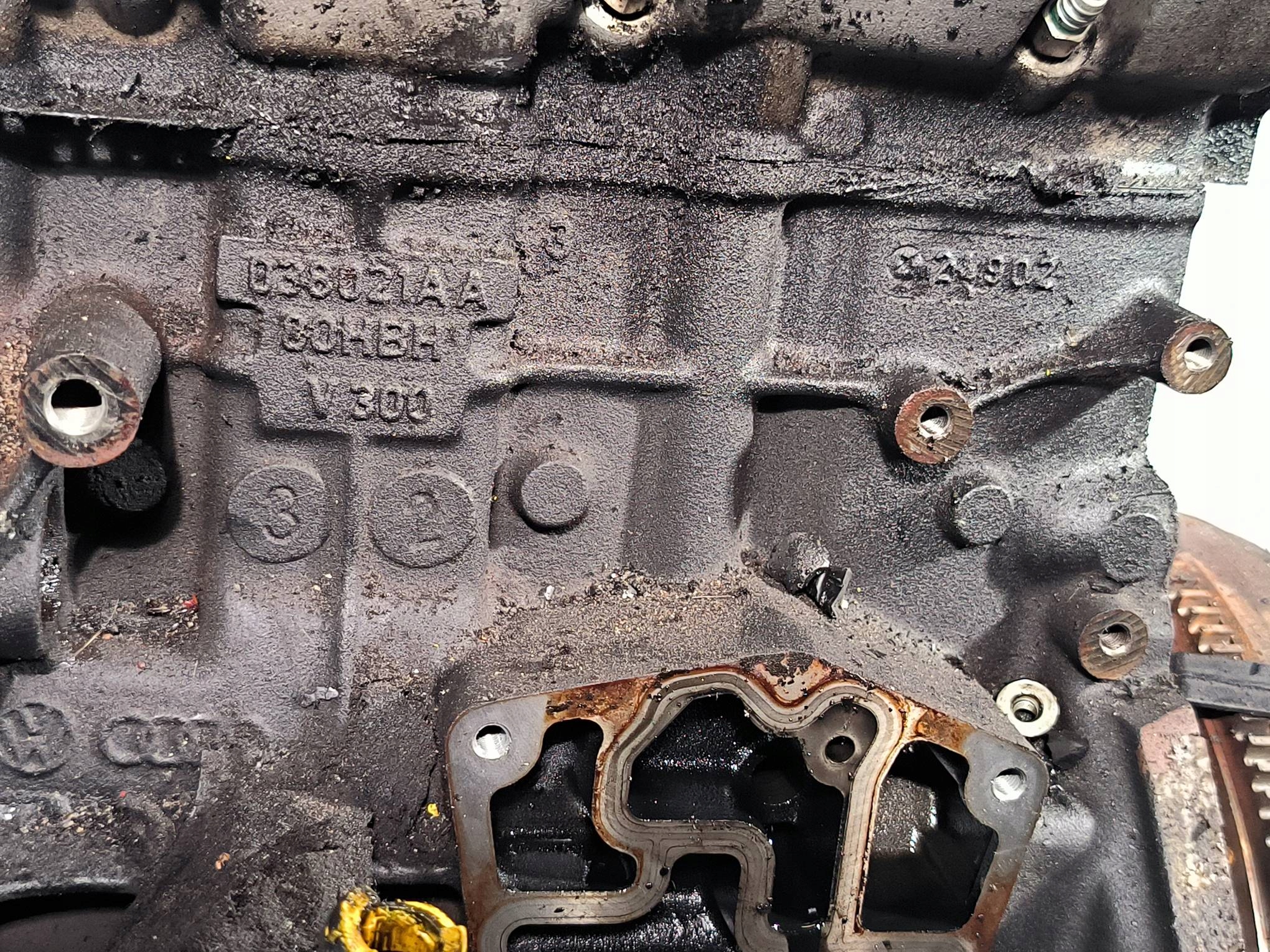 engine pillar AWX 1.9 TDI AUDI A4 B6