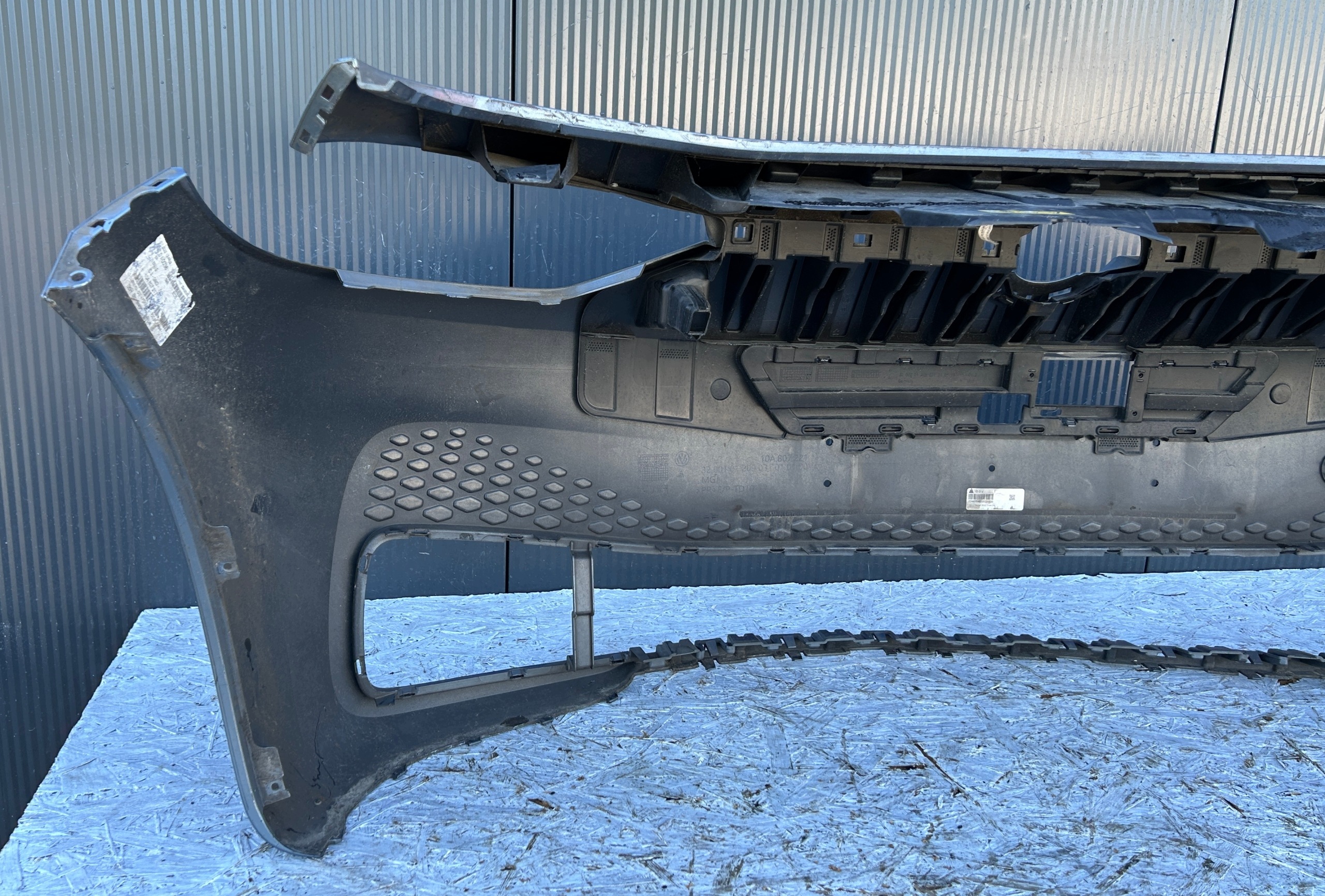 bumper front front VW ID3 ID.3 10A 19
