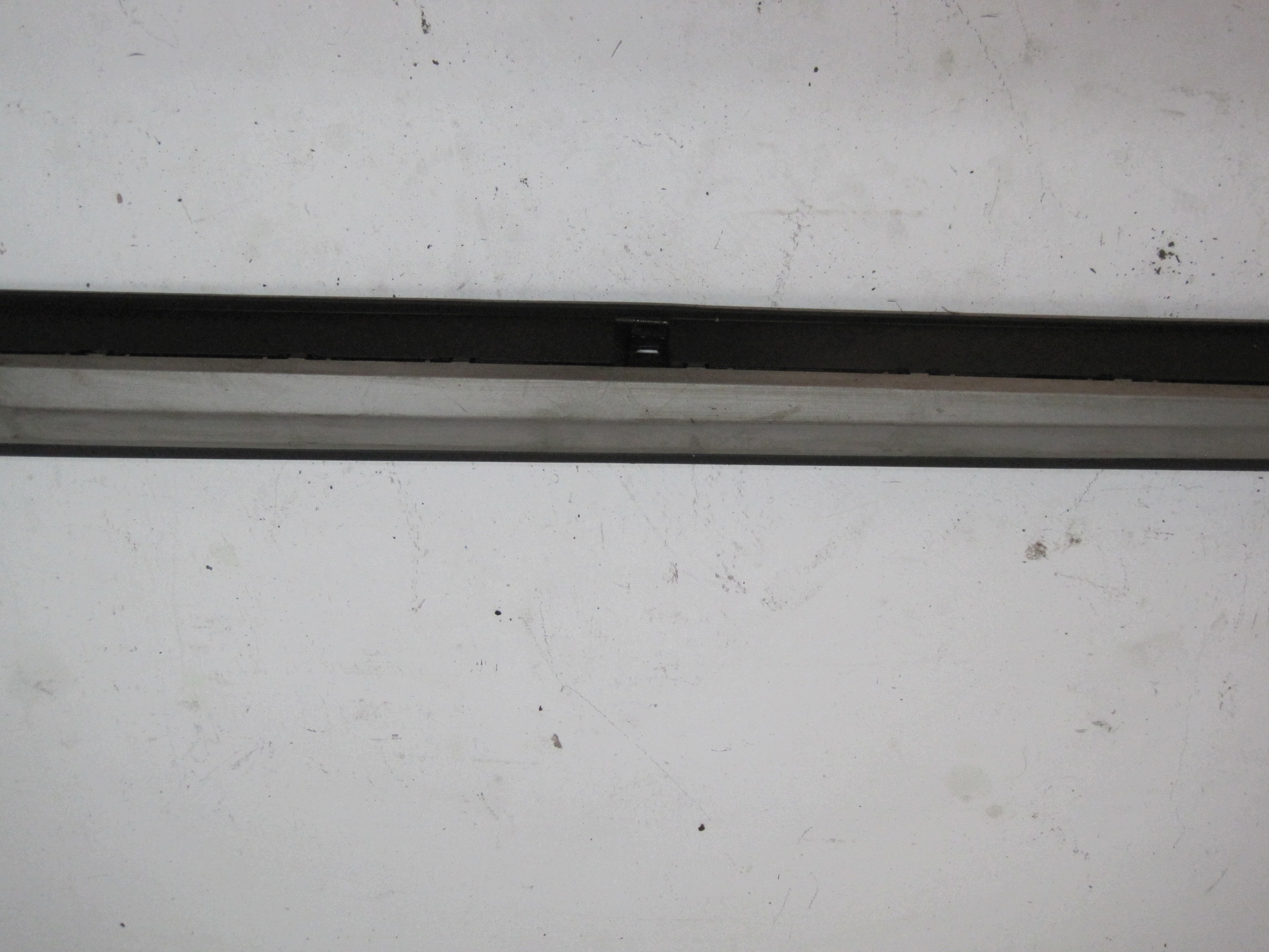 cap moulding threshold VW TAIGO 2G7 left