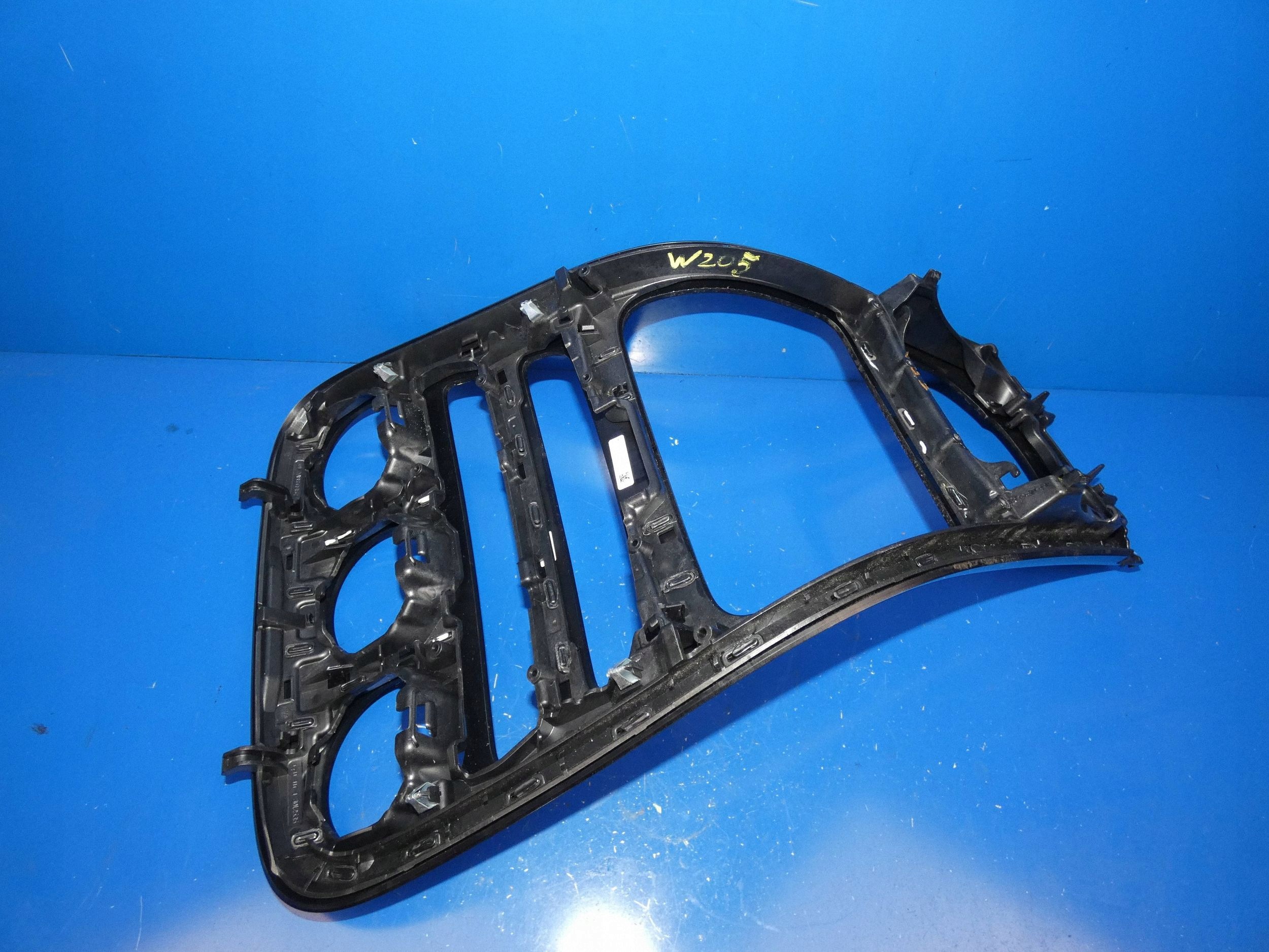 MERCEDES C KLASA W205 frame TUNELU SRODKOWEGO