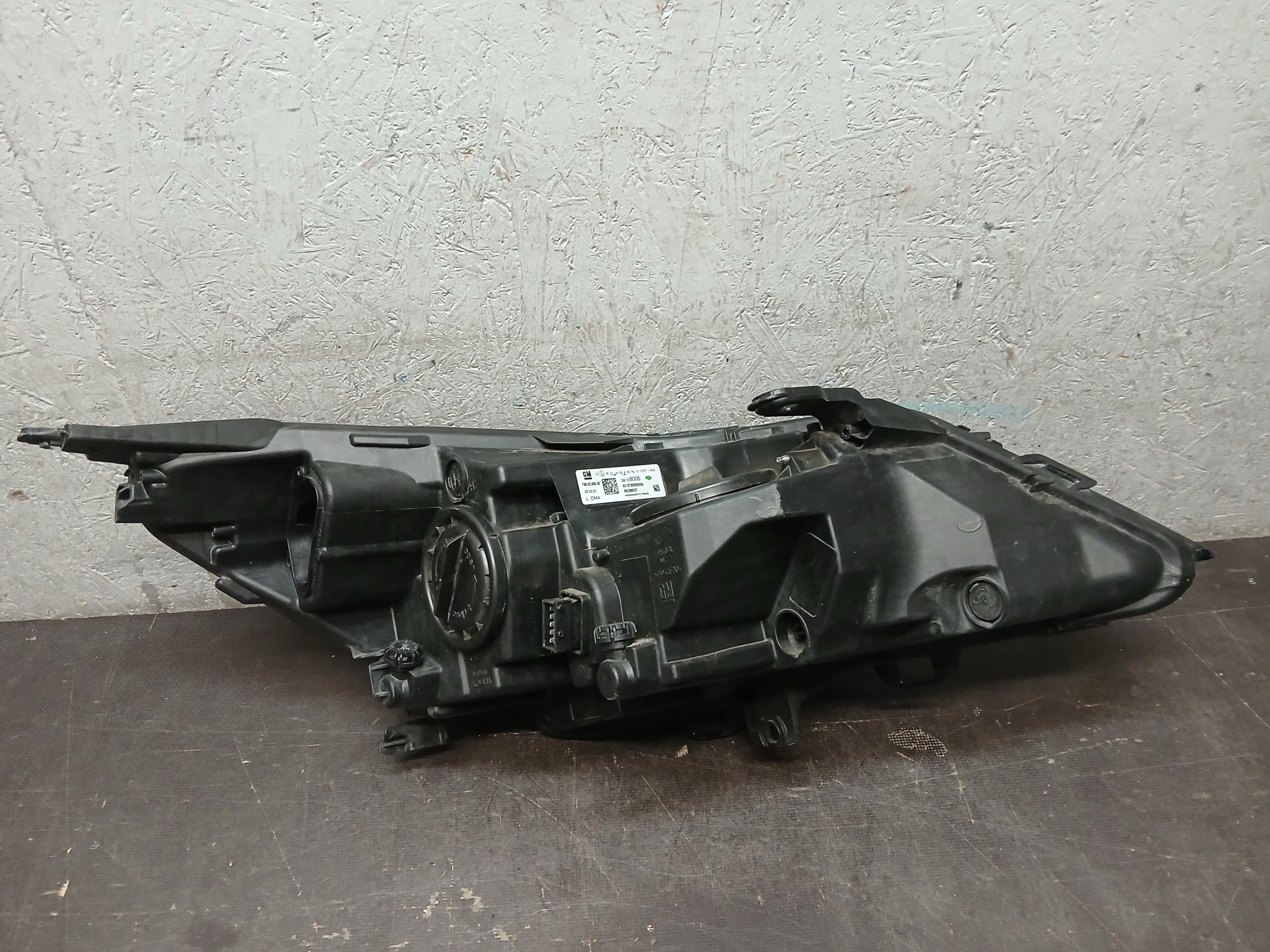light front left OPEL ASTRA K V 5 lens LED 39158005