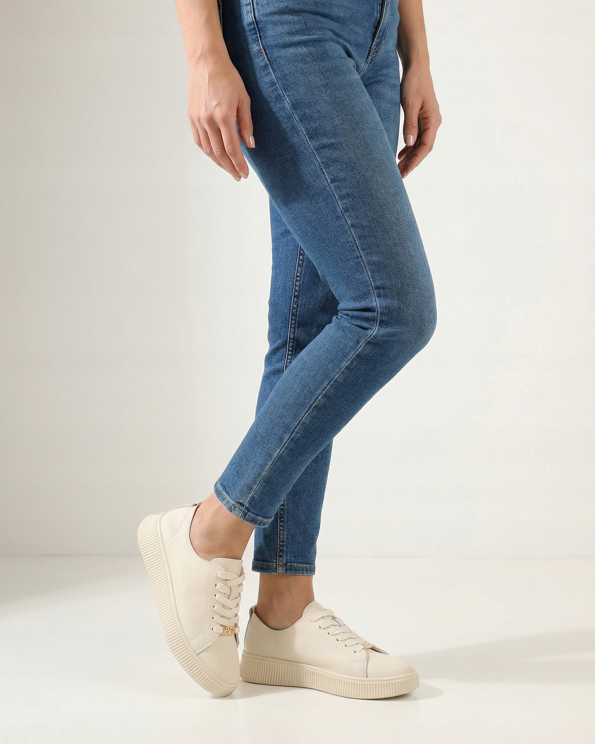 Venezia damskie sneakersy ze skóry naturalnej w beżowym kolorze rozmiar 38