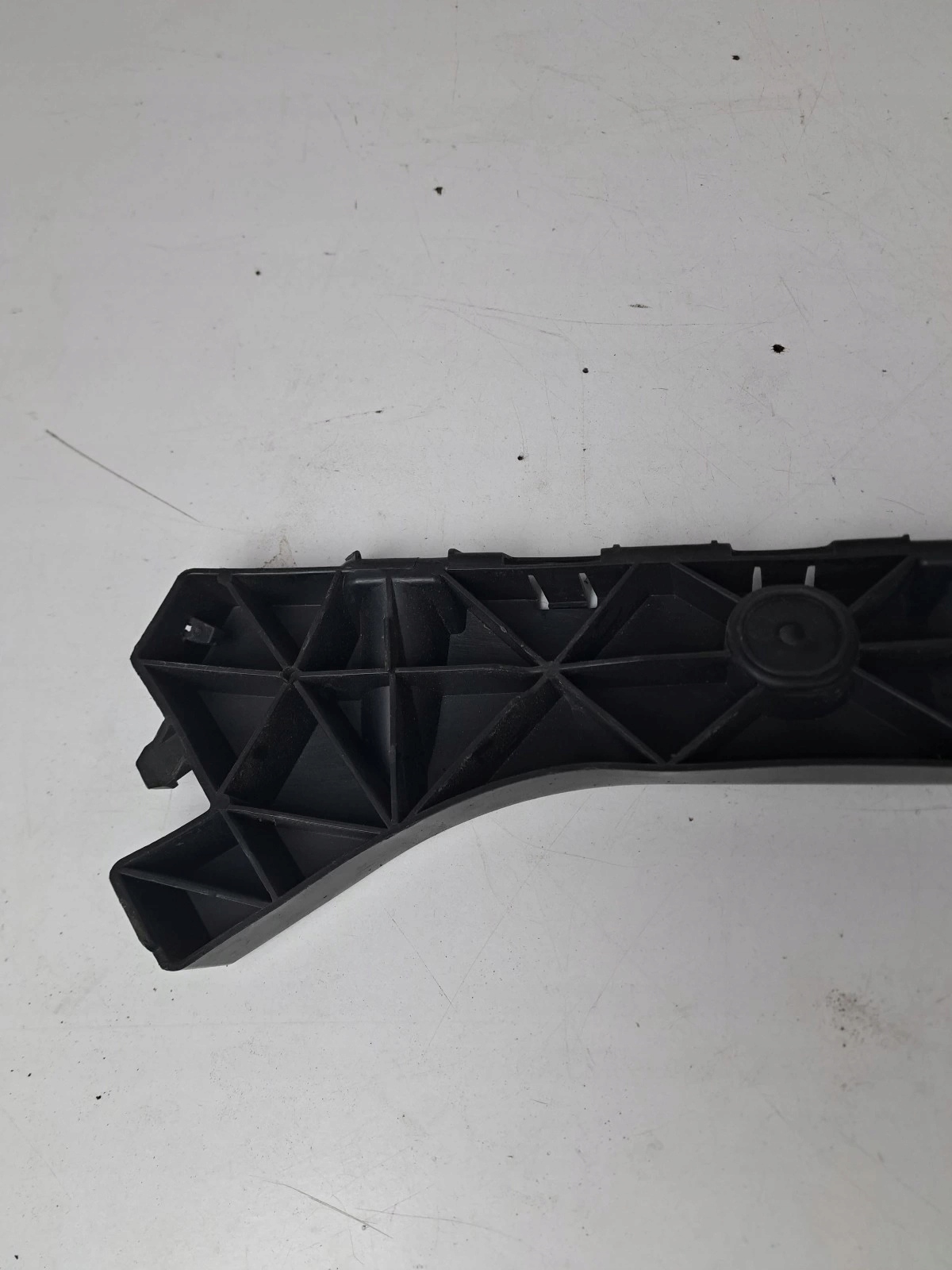 support holder of a bumper front front left Seat Ibiza IV kombi