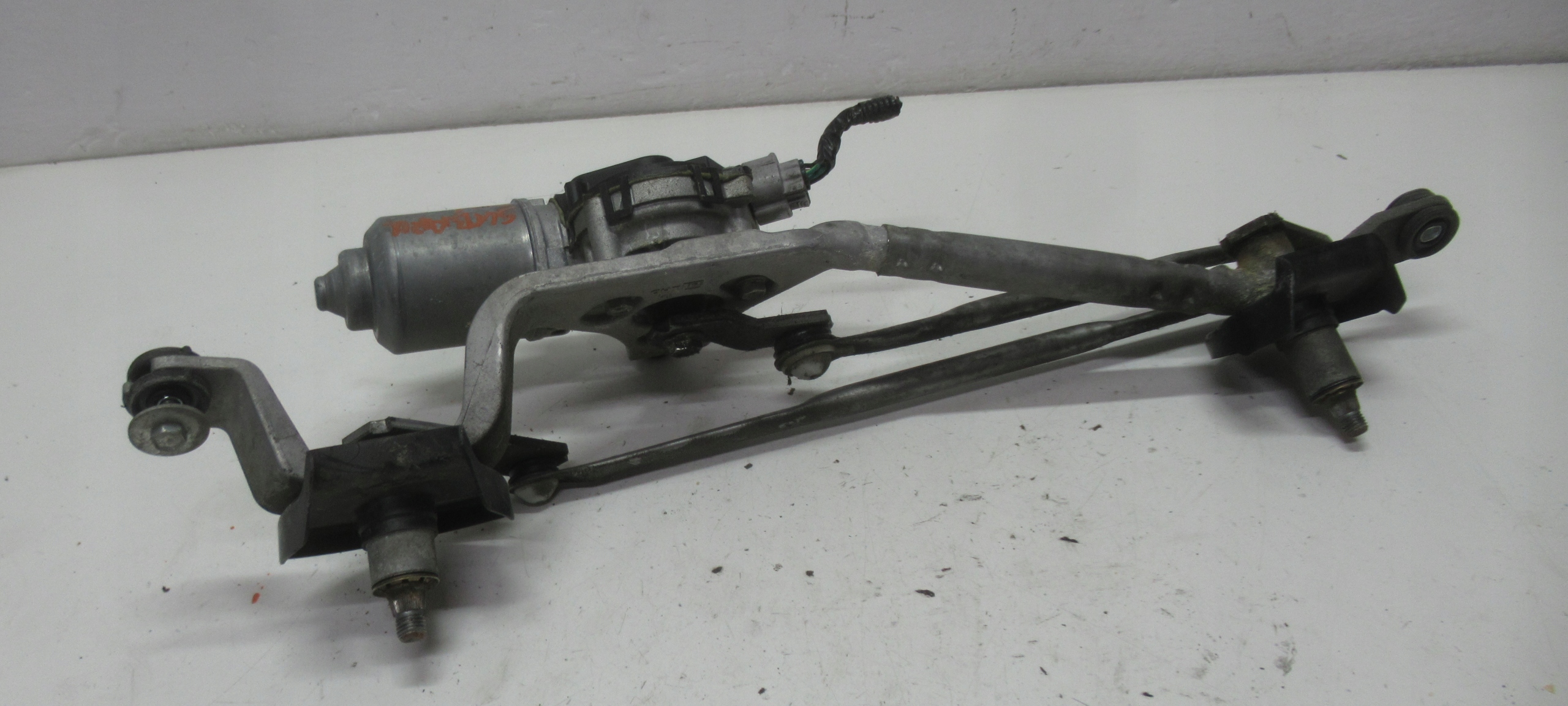 SUBARU XV 12R wiper mechanism front