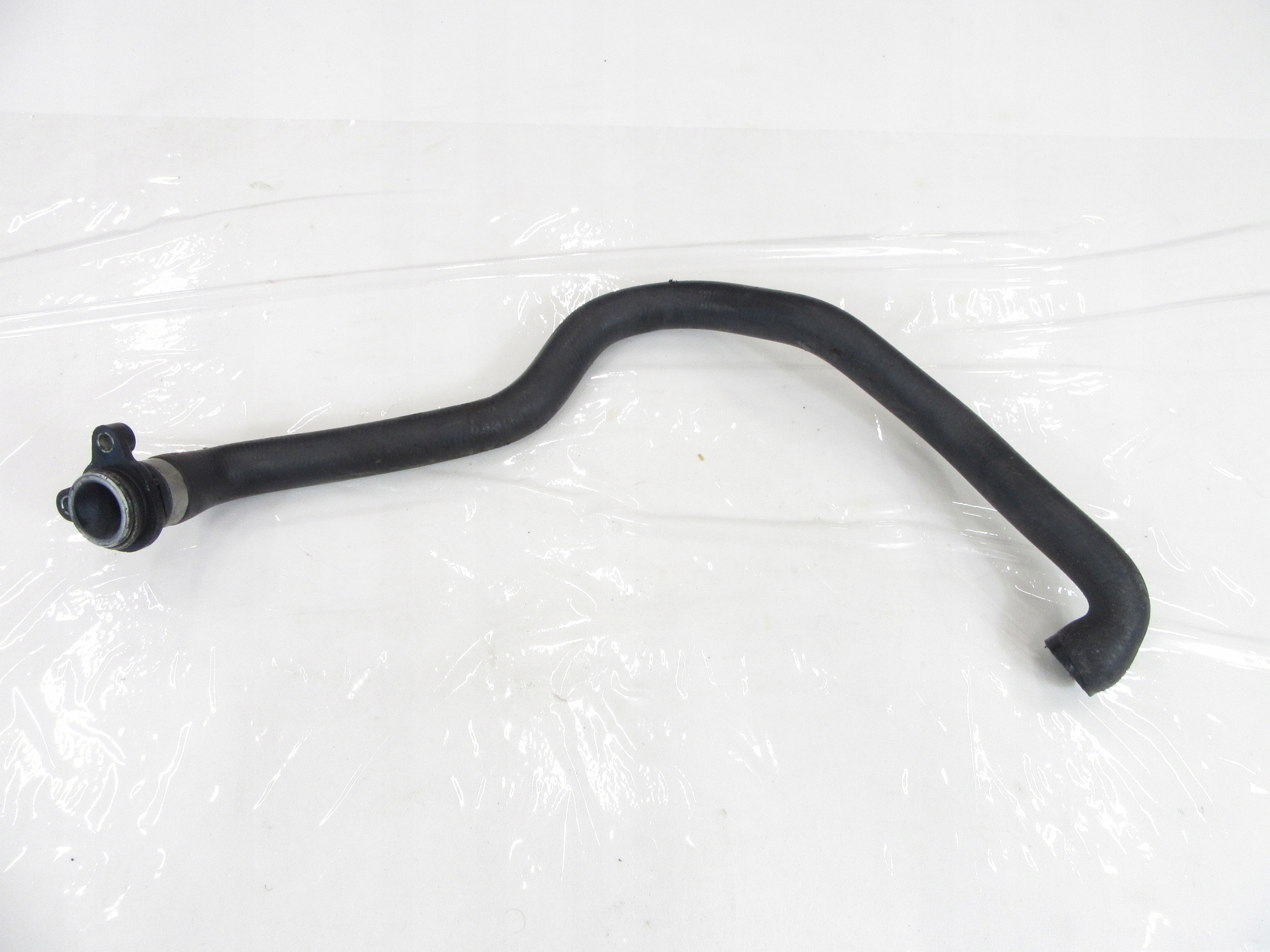 Schlauch des Wassers BMW e60 e61 e63 e64 e65 e66 N52 N53