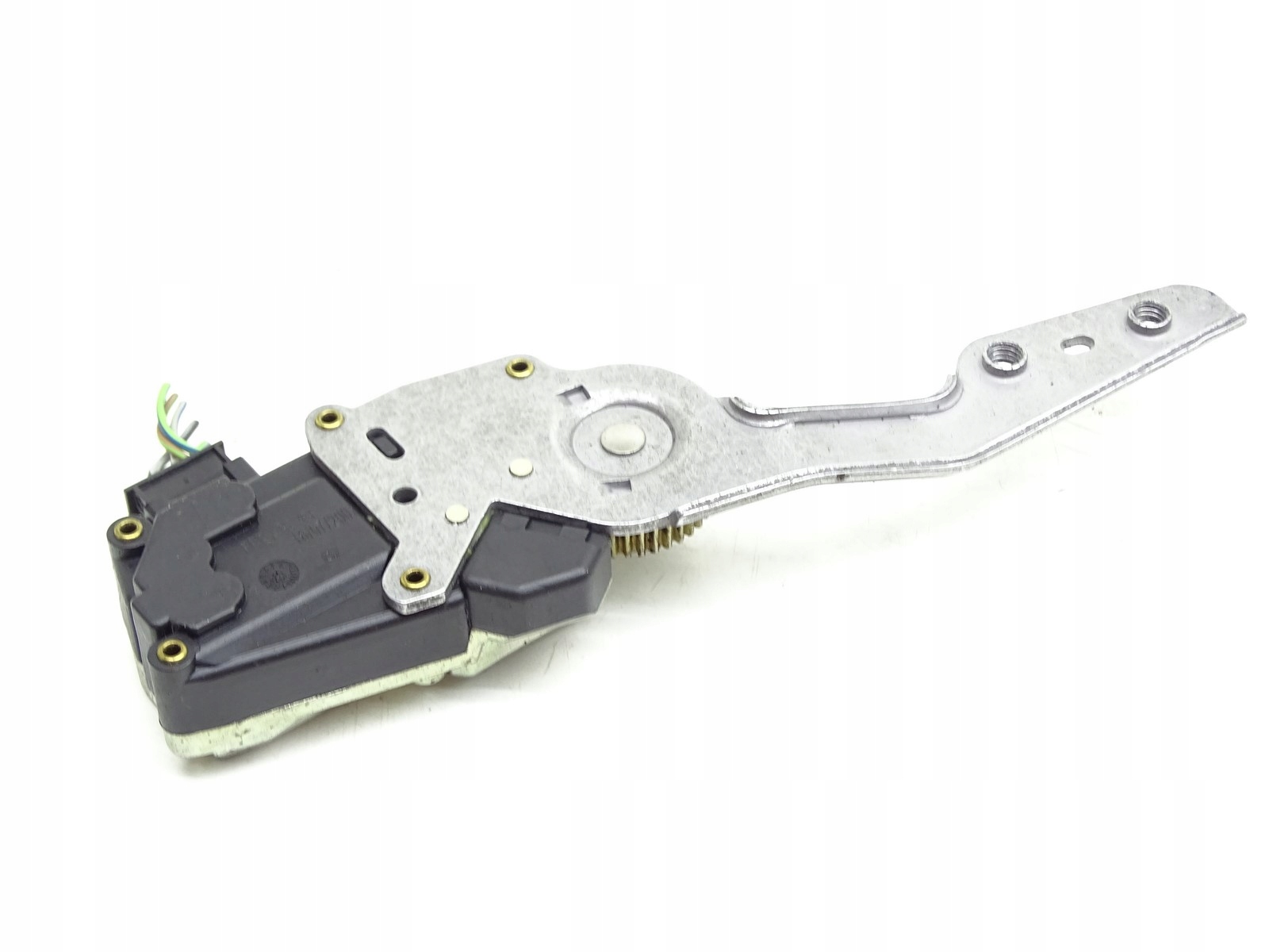DOCIAG lock bonnet MERCEDES E W211 sedan A2117500184