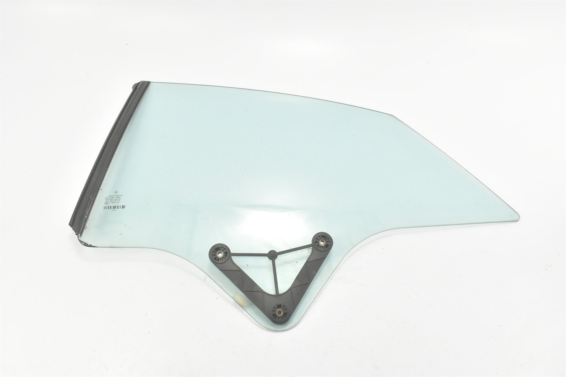 SZYBA LEWY TYŁ A2076700110 MERCEDES W207 C207 2012