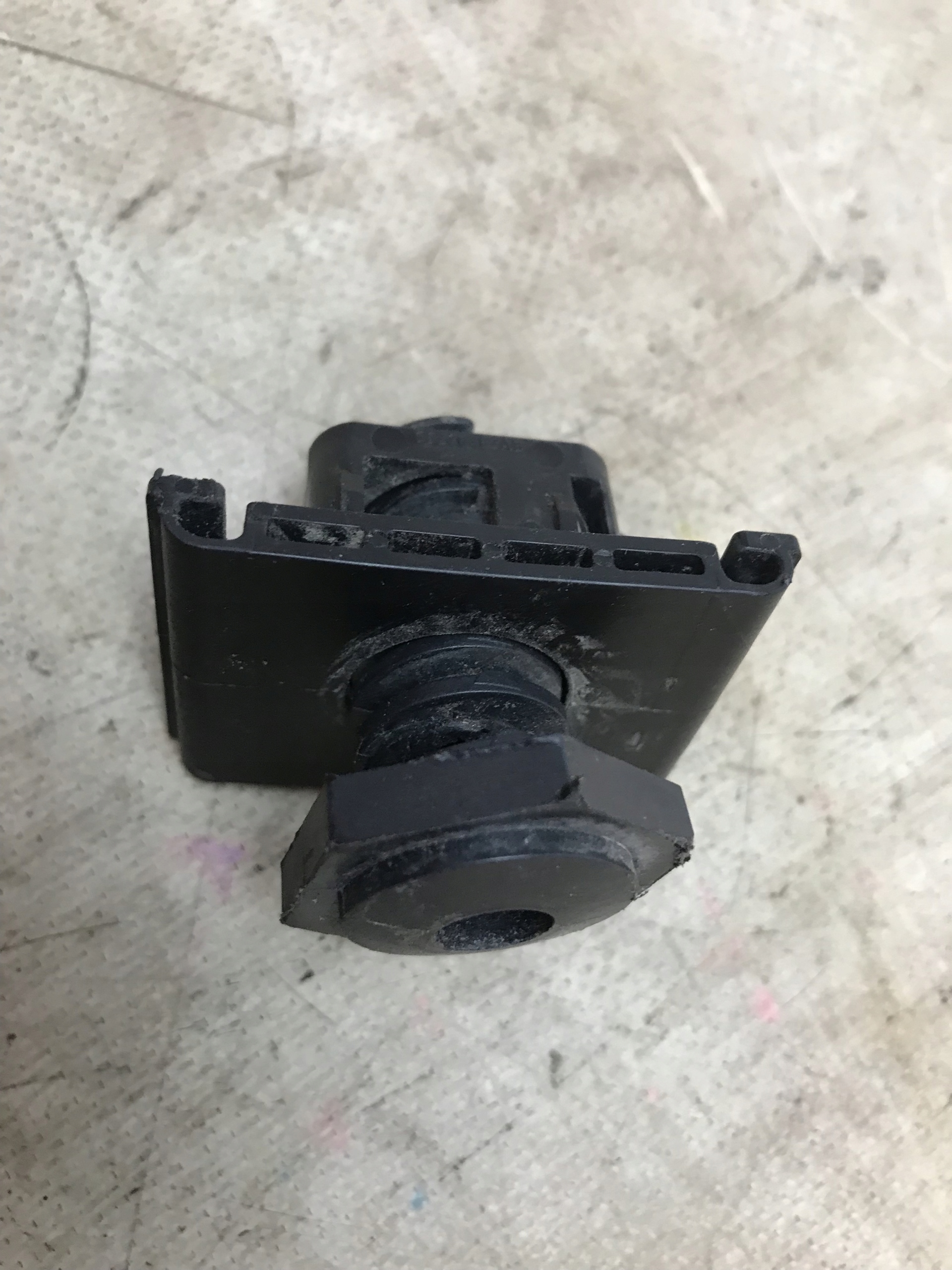 ODBÓJ MASKI DODGE RAM REBEL USA OD 2019