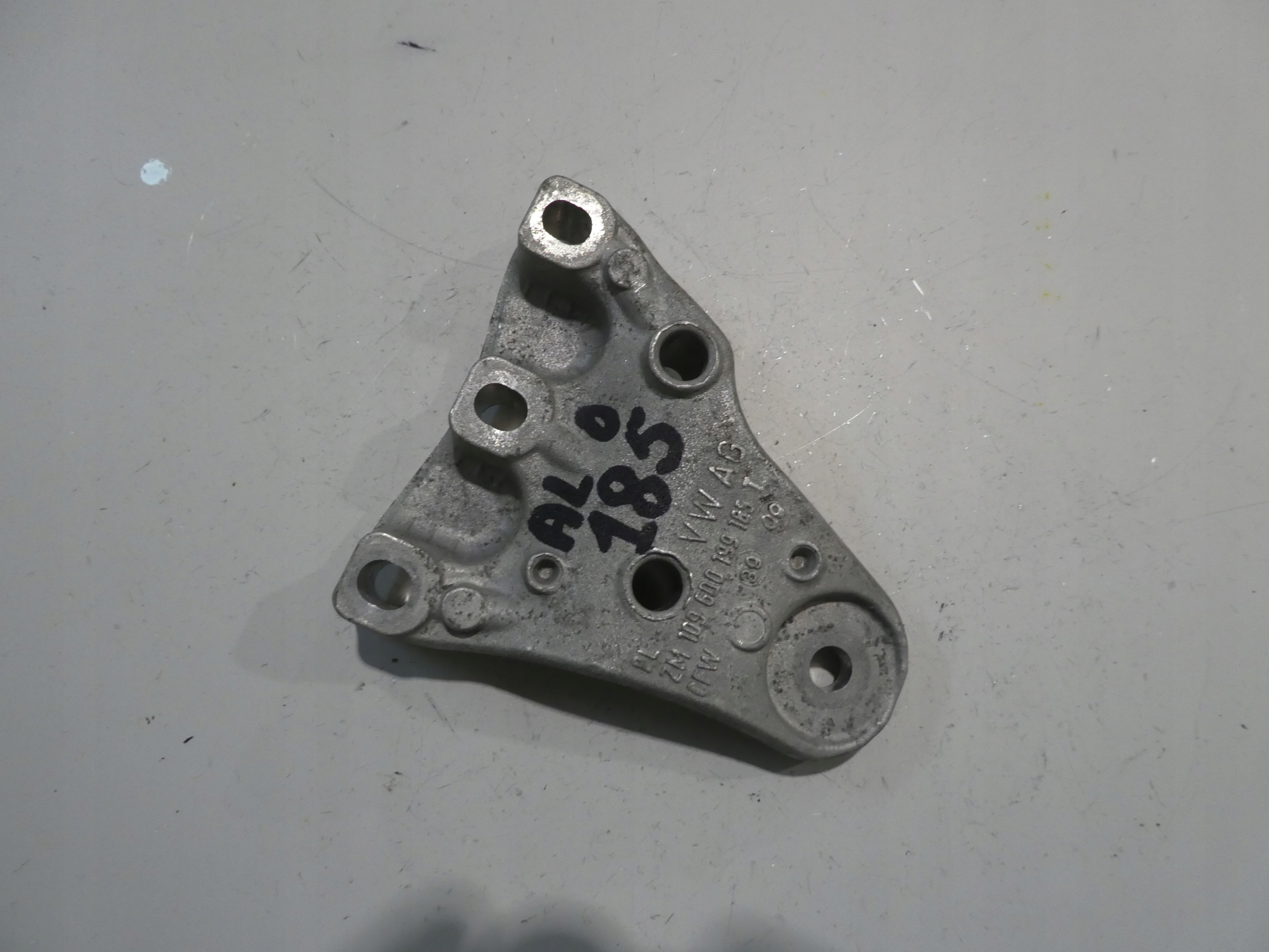 engine mount 6Q0199185T VW SEAT SKODA